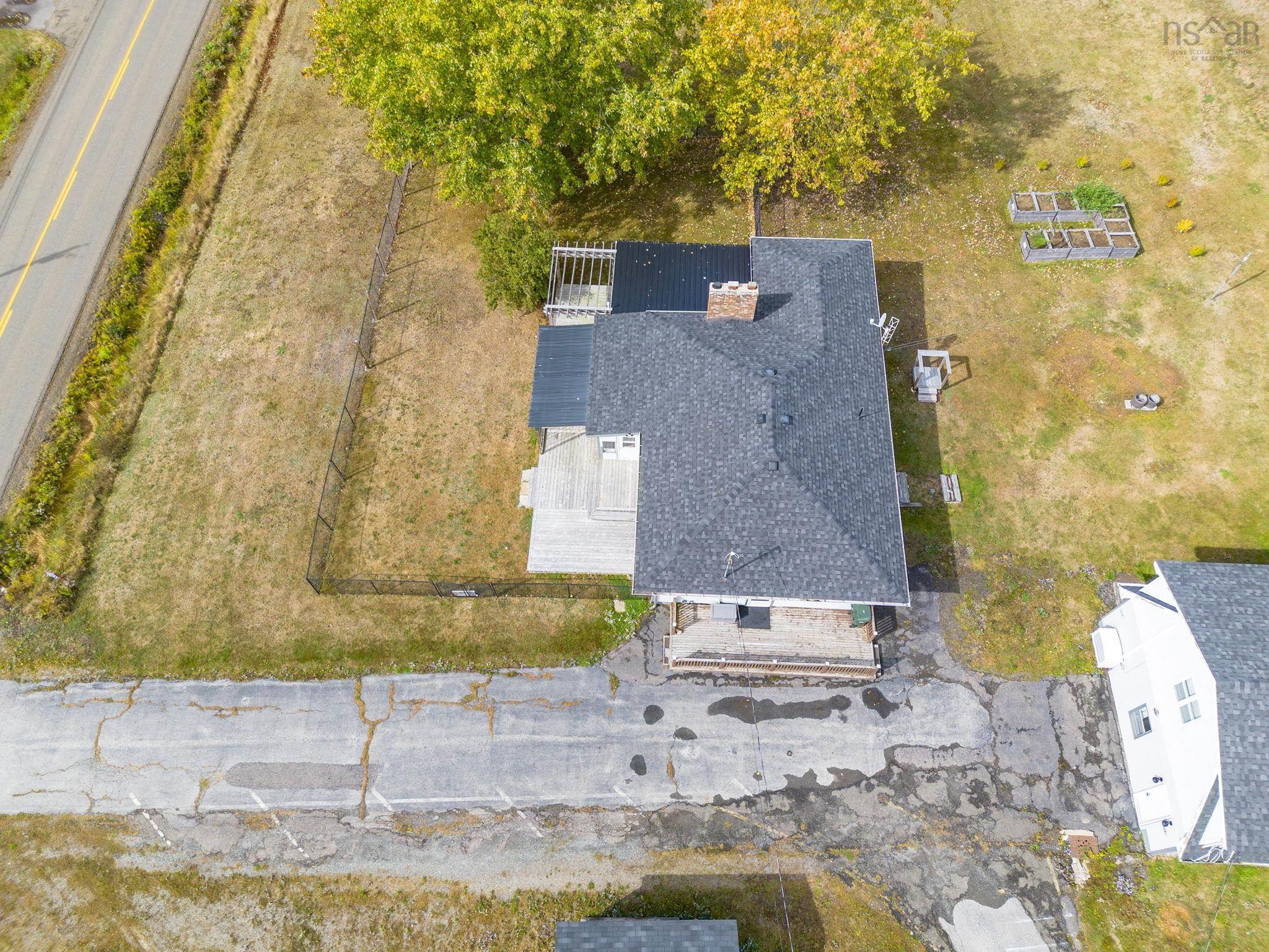 $499,900.00: 7072 340 Highway, Weaver Settlement