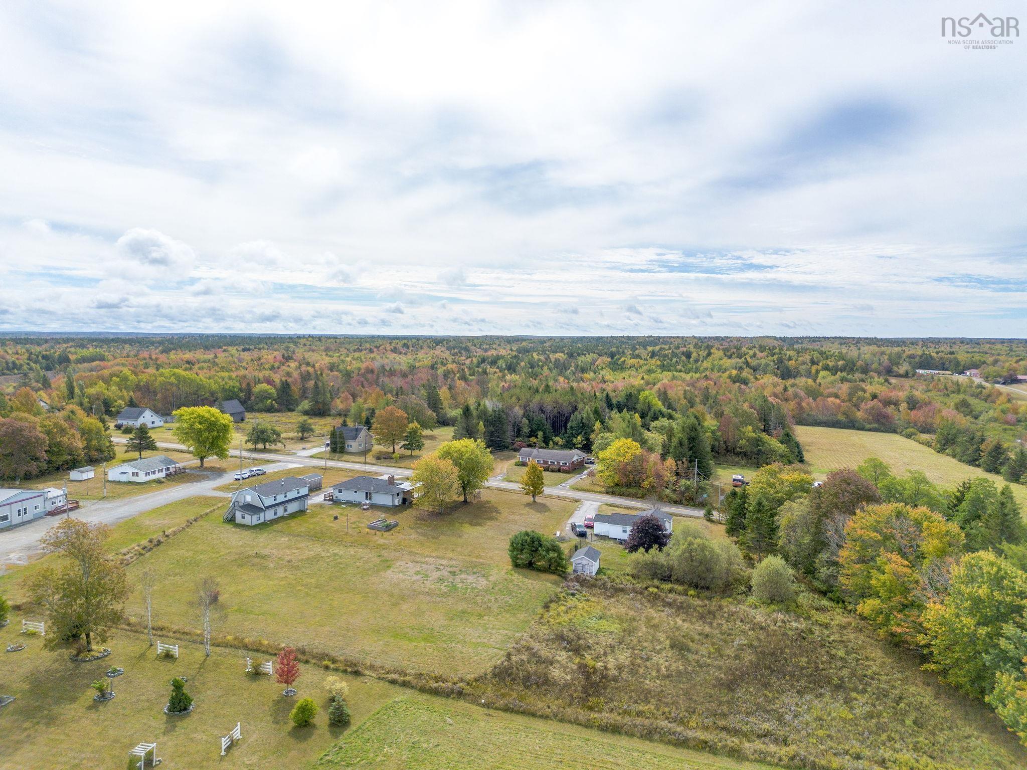 $499,900.00: 7072 340 Highway, Weaver Settlement