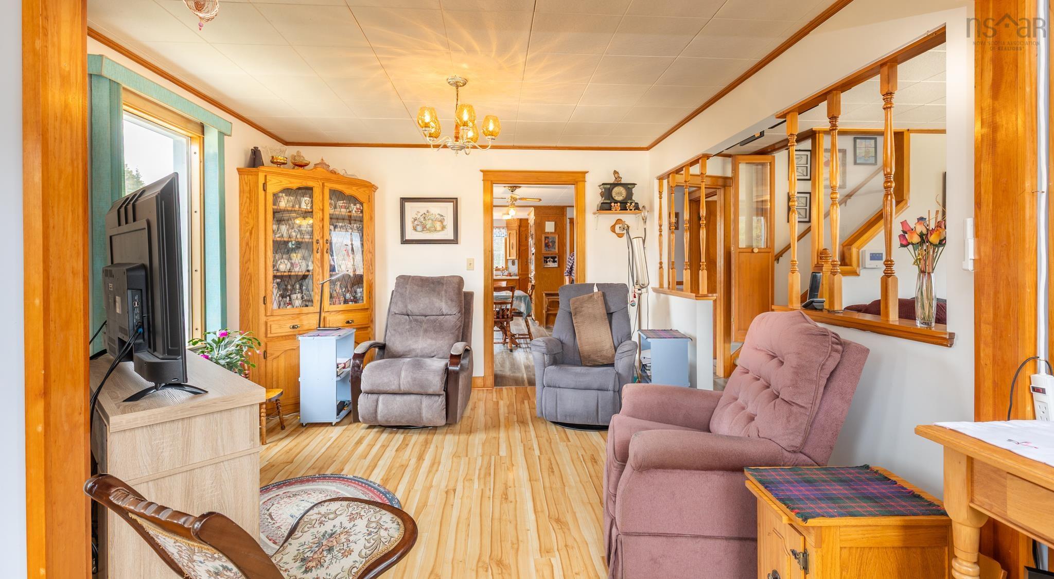 $399,000.00: 3292 Highway 340, Corberrie
