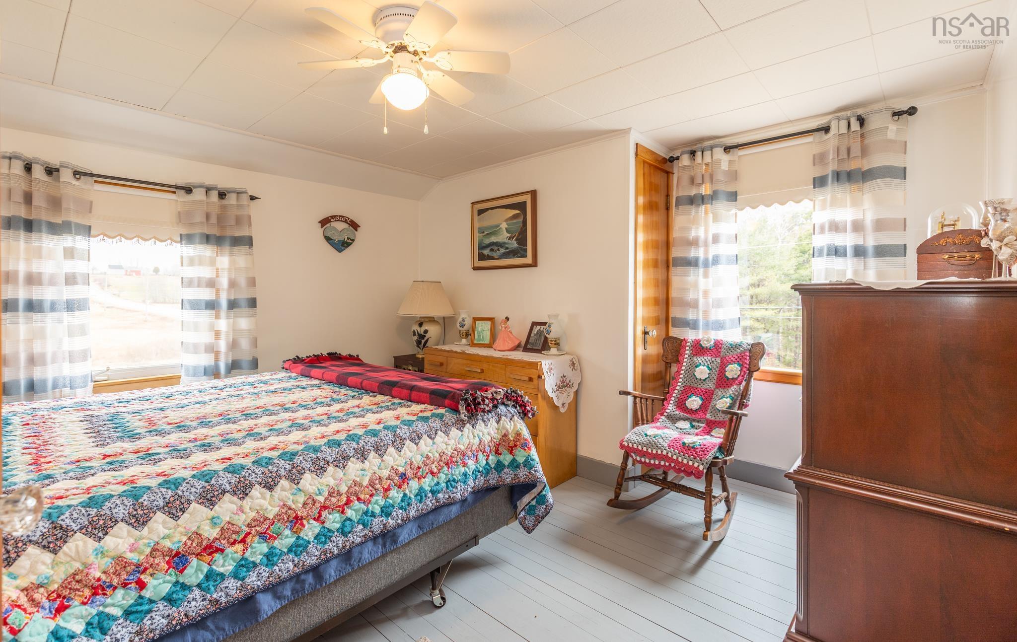 $399,000.00: 3292 Highway 340, Corberrie