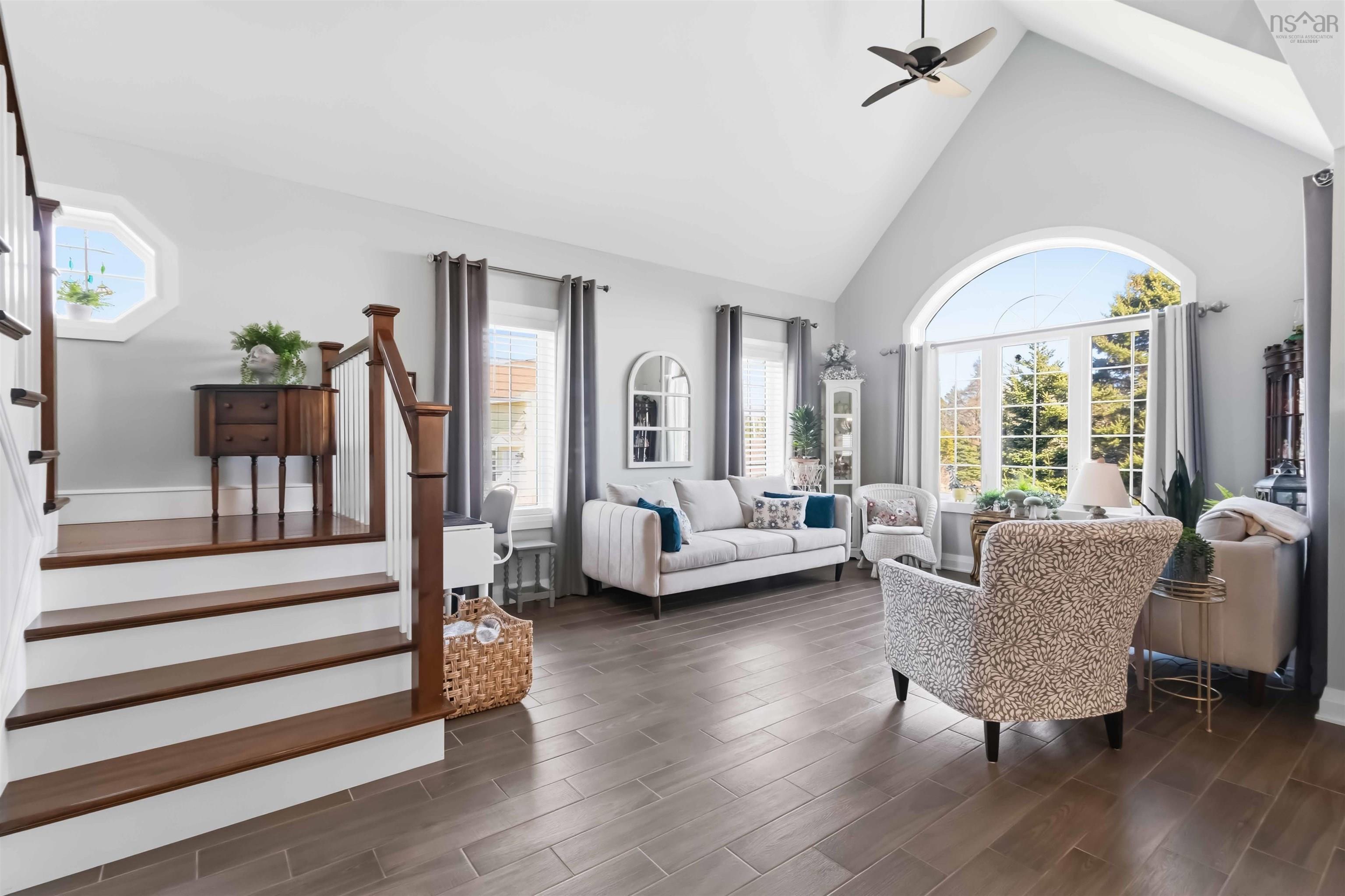 $839,900.00: 9 Crescent Point Lane, West Dublin