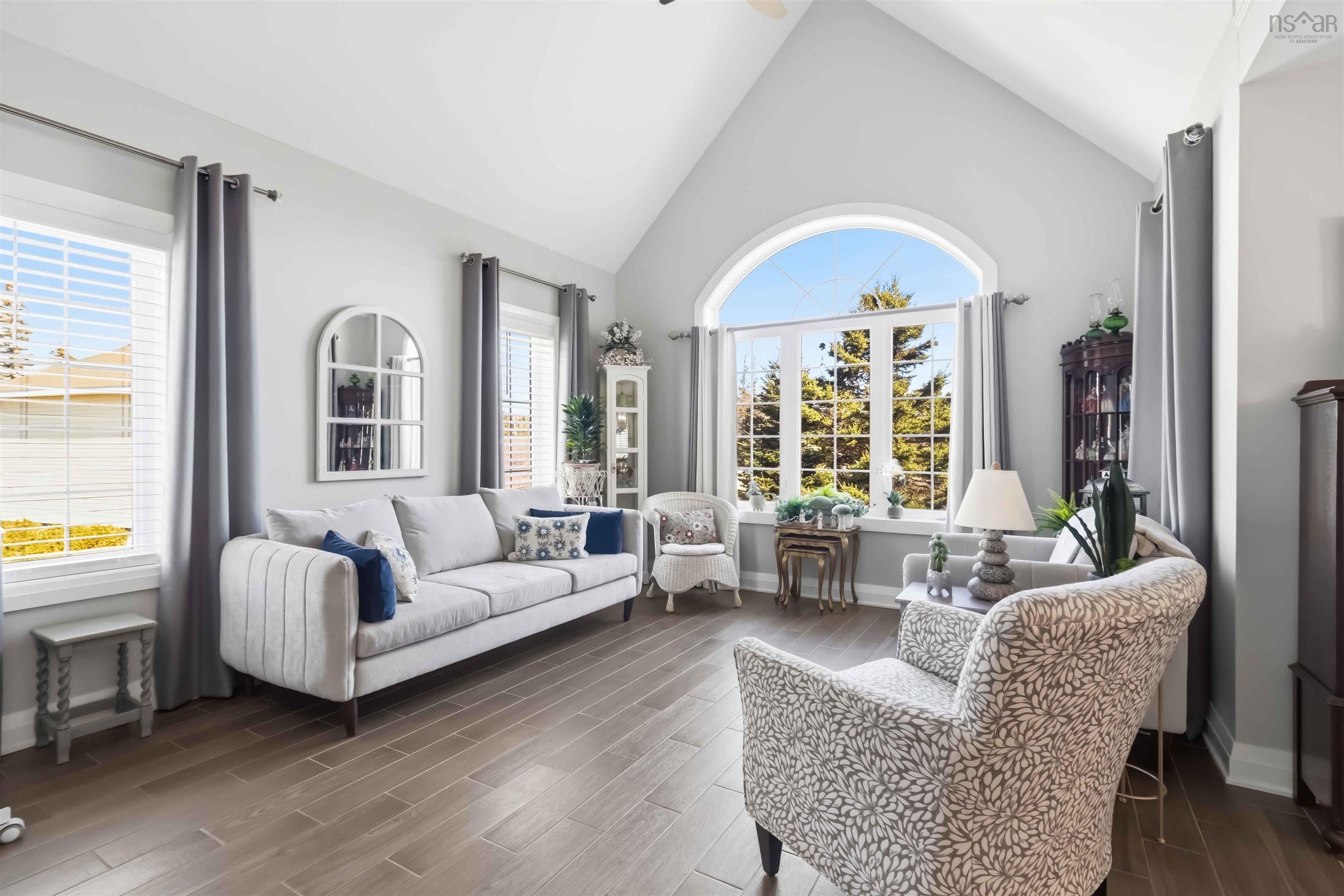 $839,900.00: 9 Crescent Point Lane, West Dublin
