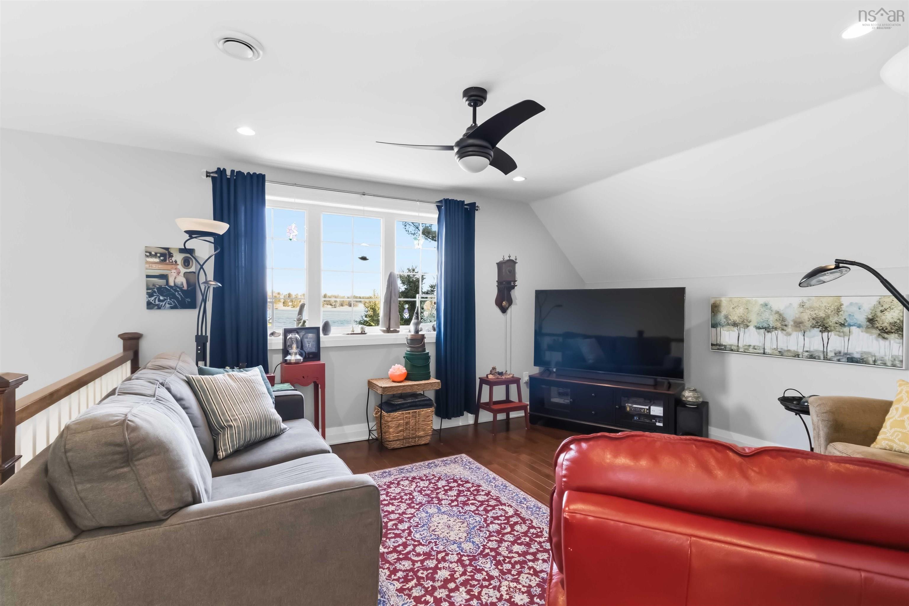 $839,900.00: 9 Crescent Point Lane, West Dublin