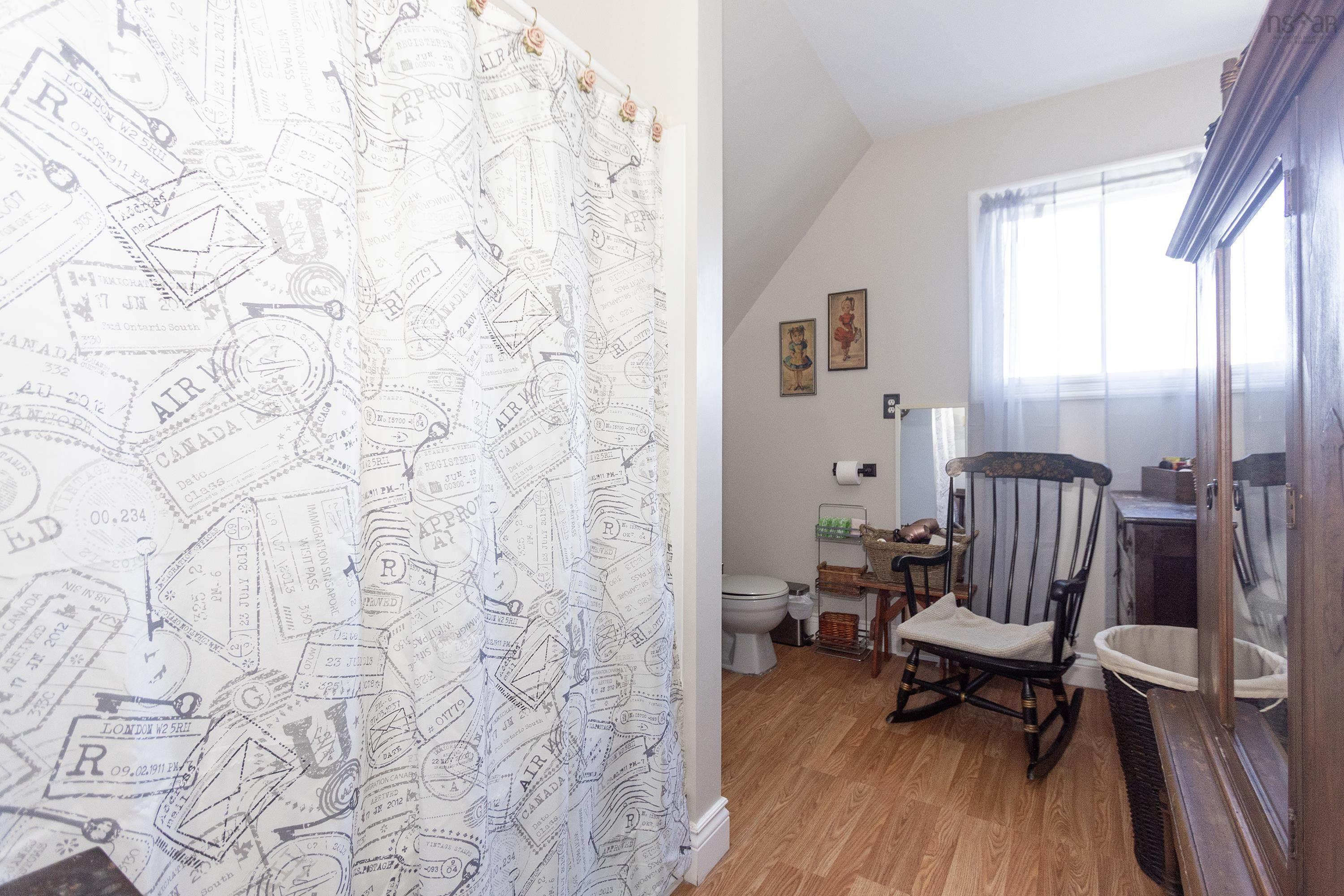 $139,900.00: 3 Crescent Avenue, Amherst