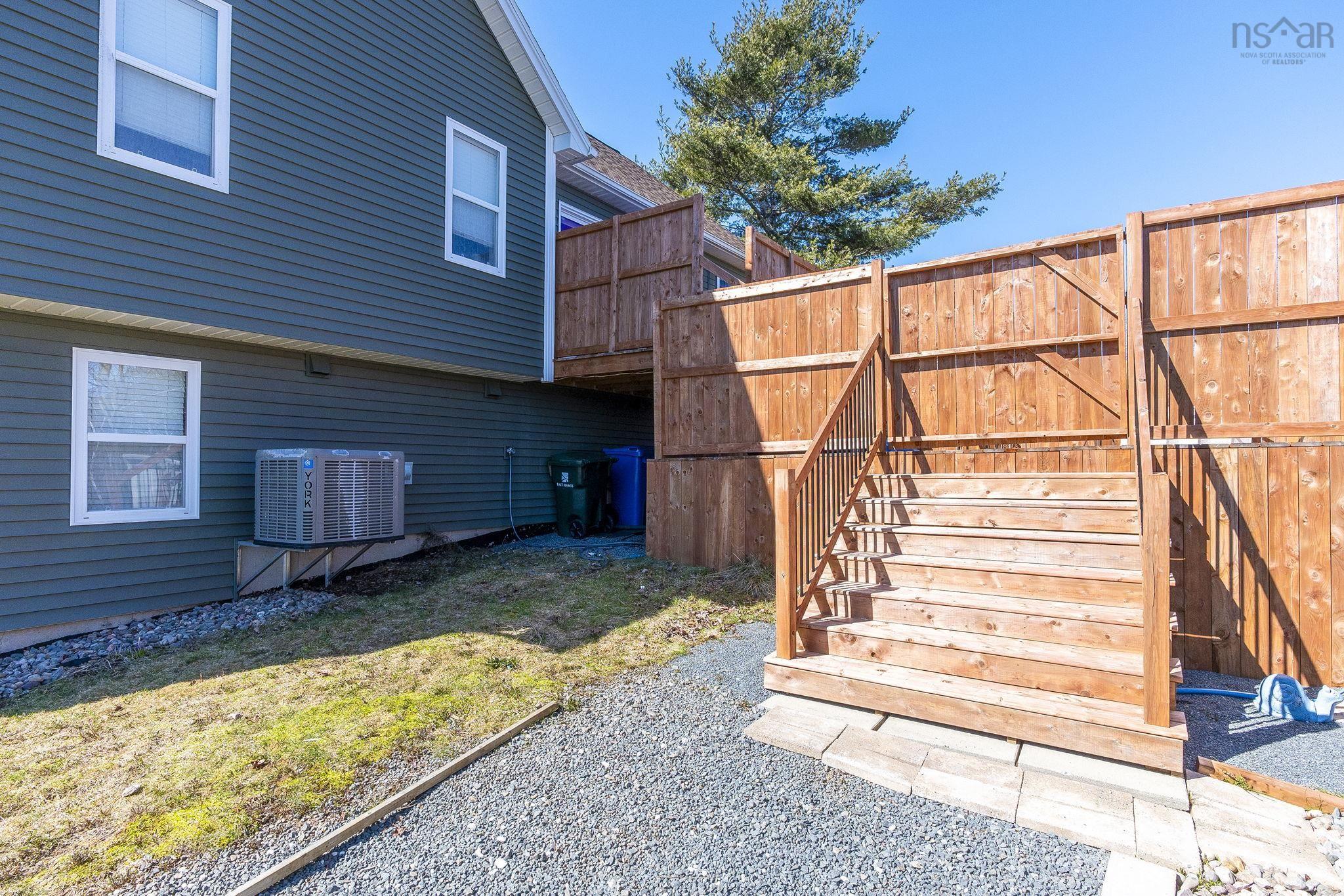 $589,900.00: 47 Lacy Anne Avenue, Enfield