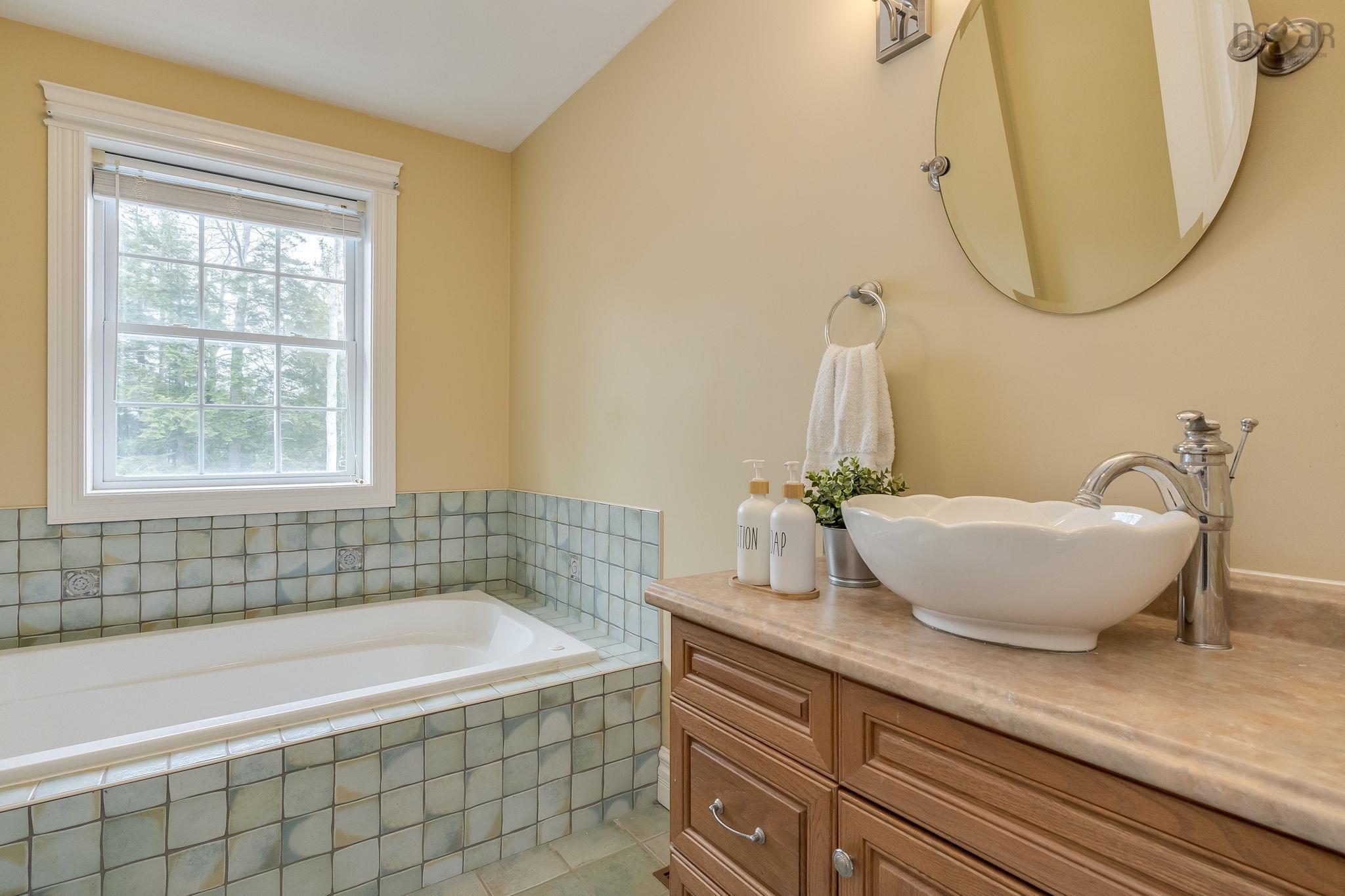$885,000.00: 274 Harrington Road, Coldbrook
