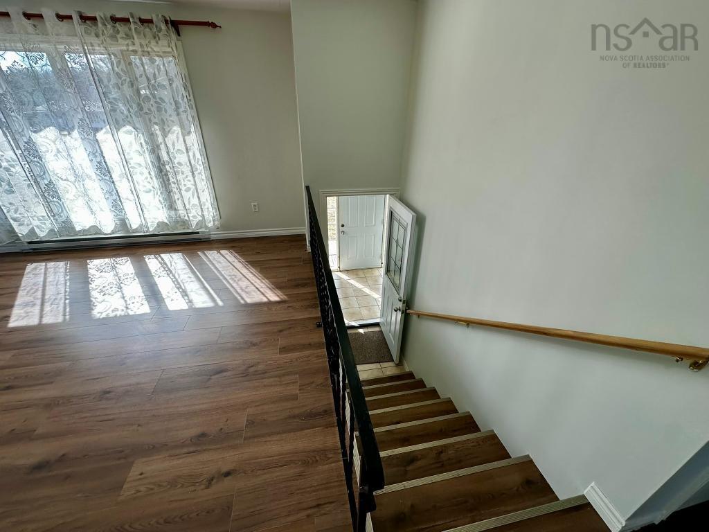 $449,500.00: 18 Jill Street W, New Minas