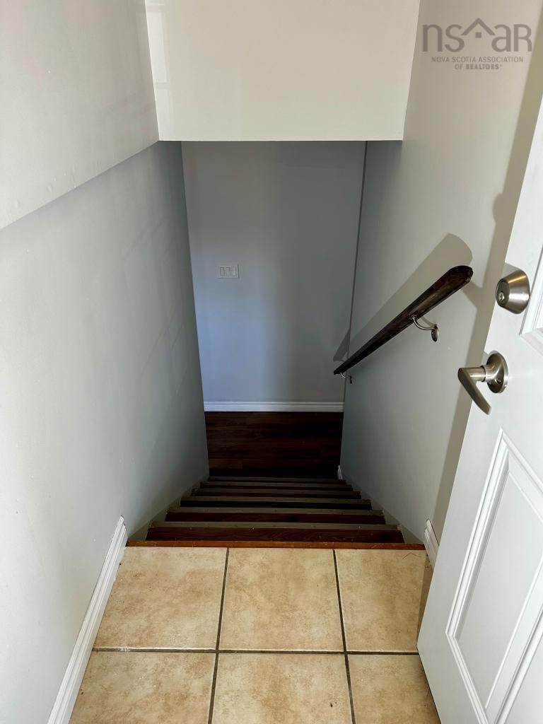 $449,500.00: 18 Jill Street W, New Minas