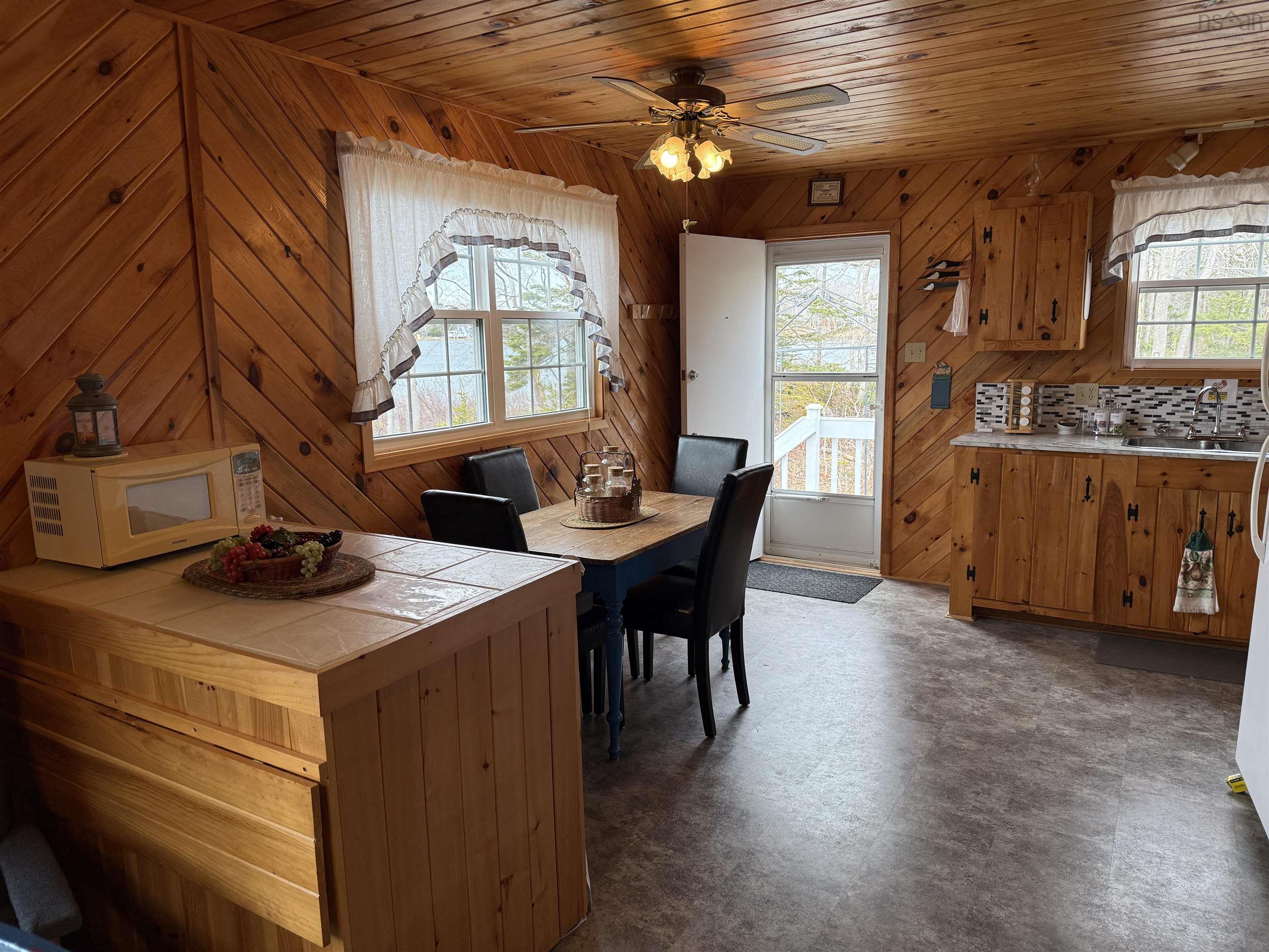 $275,000.00: 511 Rumsey Lake Road, Arlington West
