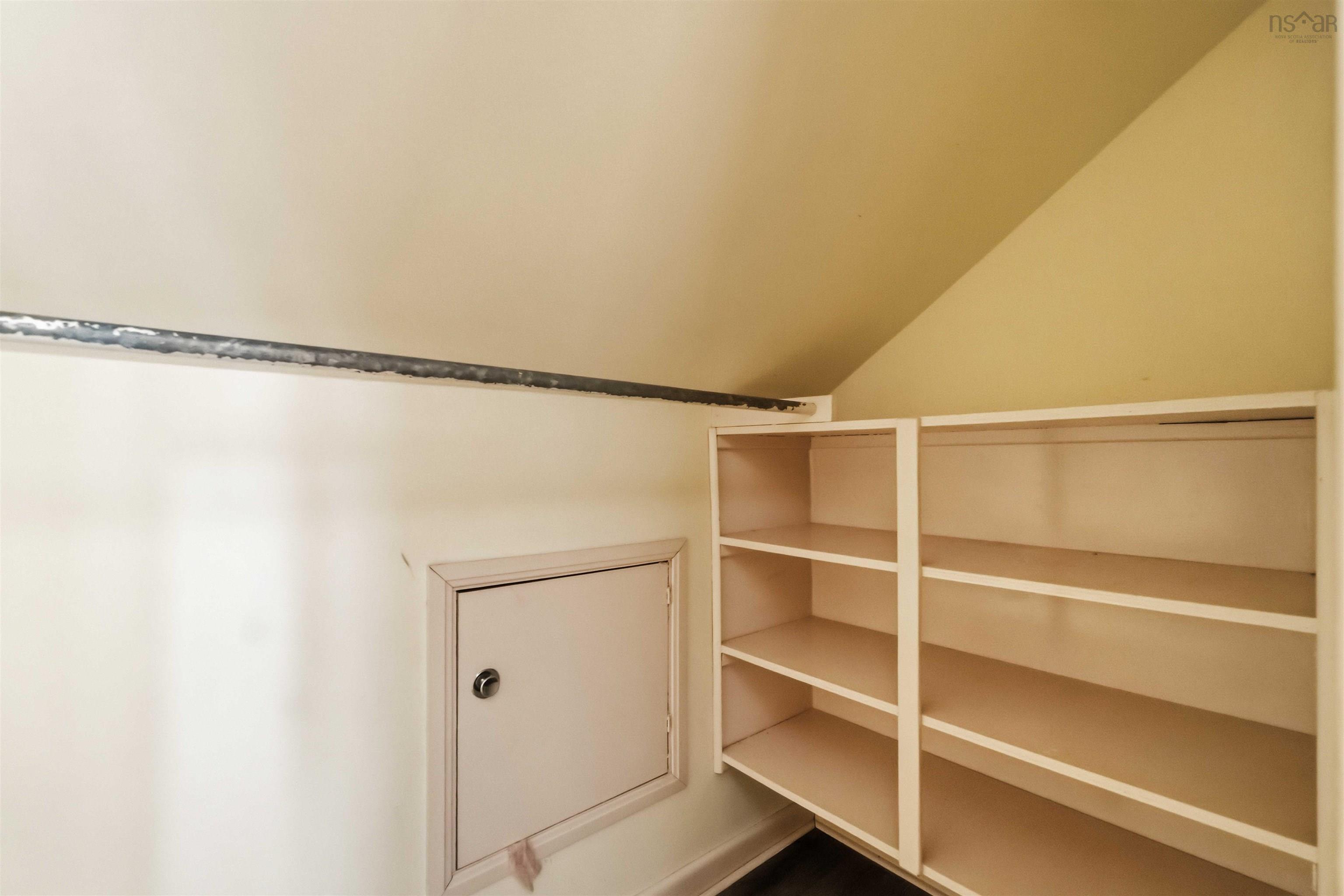 $300,000.00: 363 Canaan Avenue, Kentville