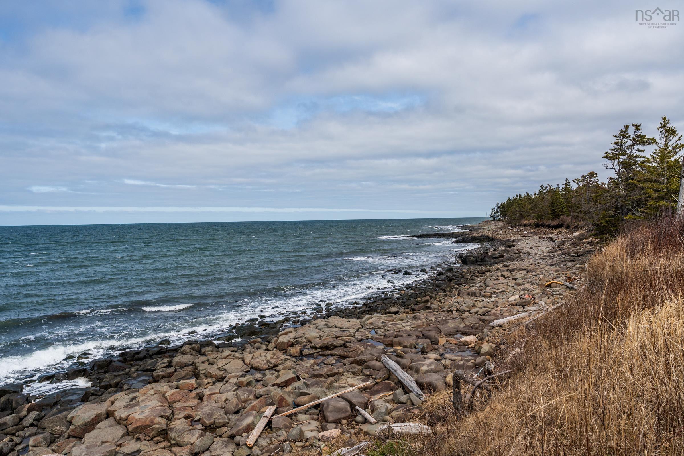 $199,900.00: Lot Shore Road, Litchfield