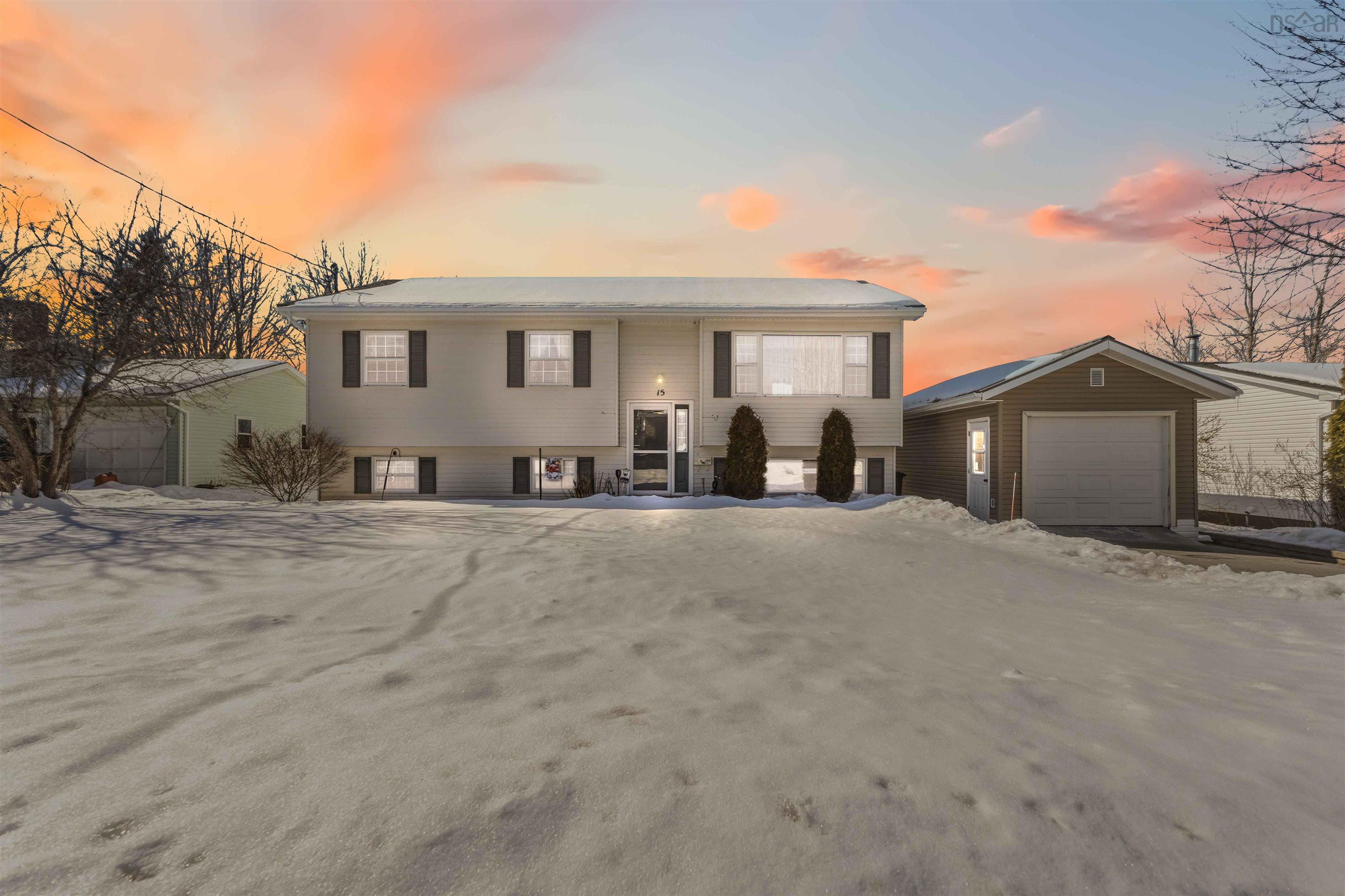 15 Sherry Avenue, North Kentville, NS (MLS® 202606476) | North Kentville Real Estate | RE/MAX Halifax