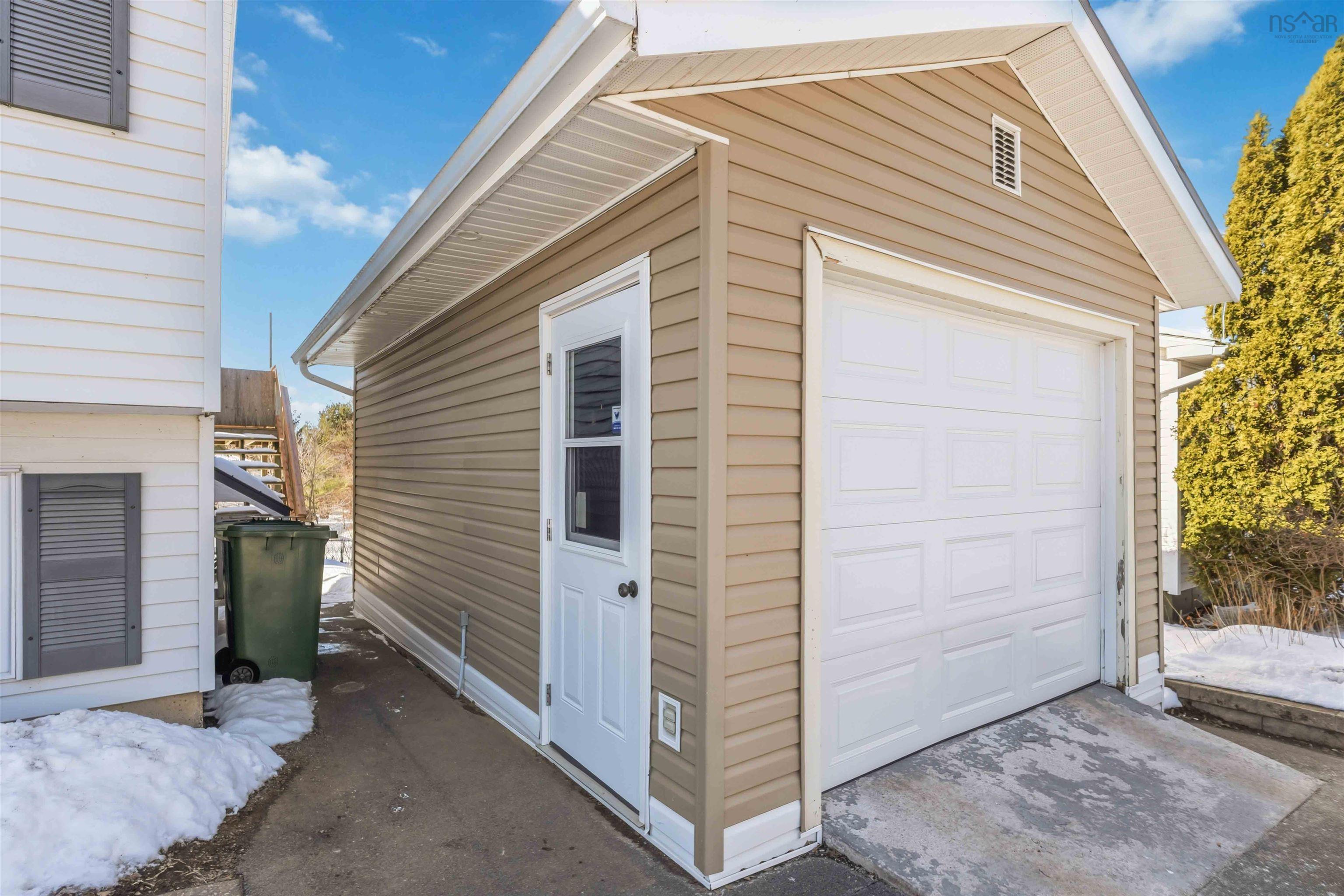 $459,000.00: 15 Sherry Avenue, North Kentville