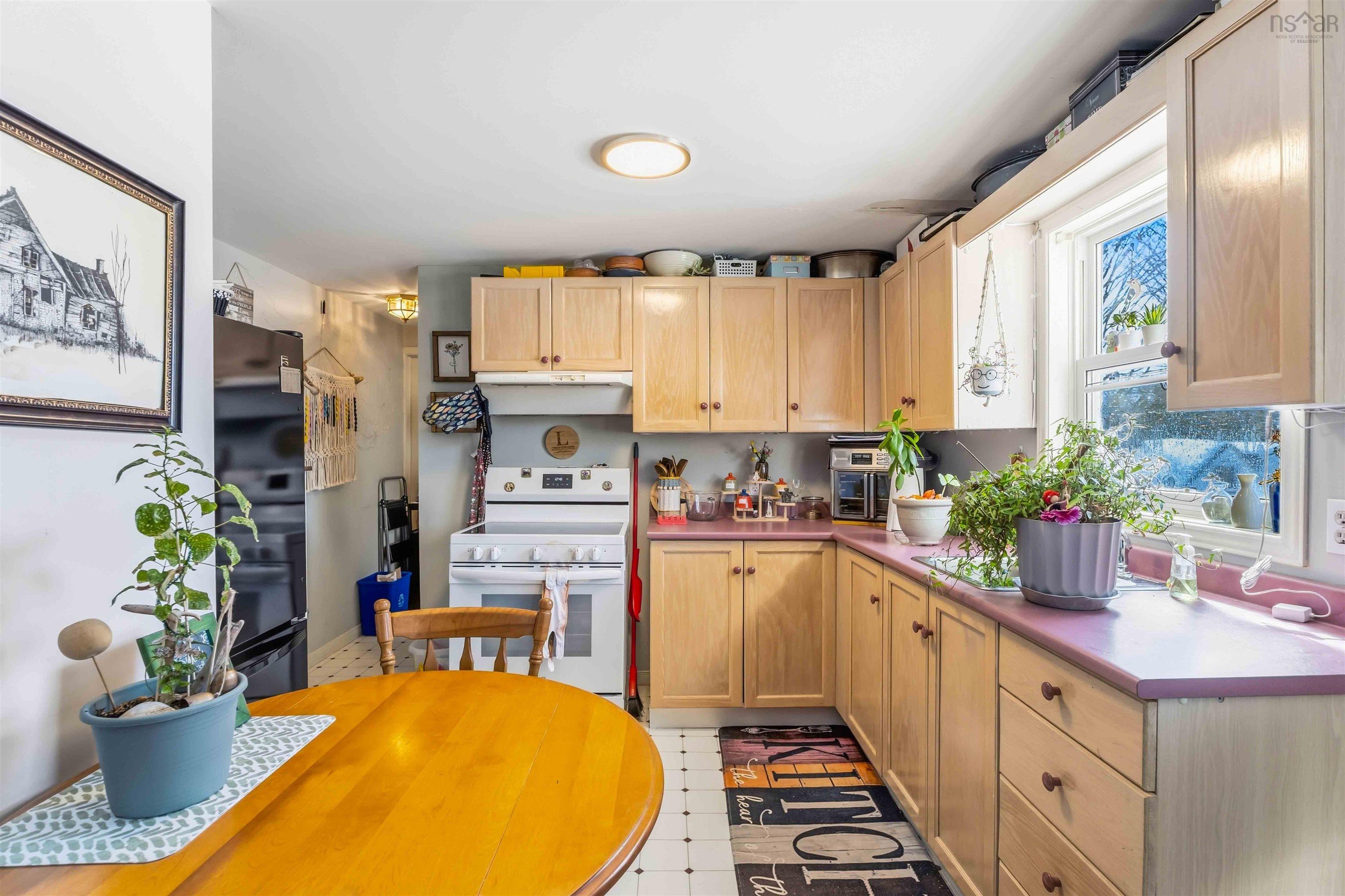 $459,000.00: 15 Sherry Avenue, North Kentville
