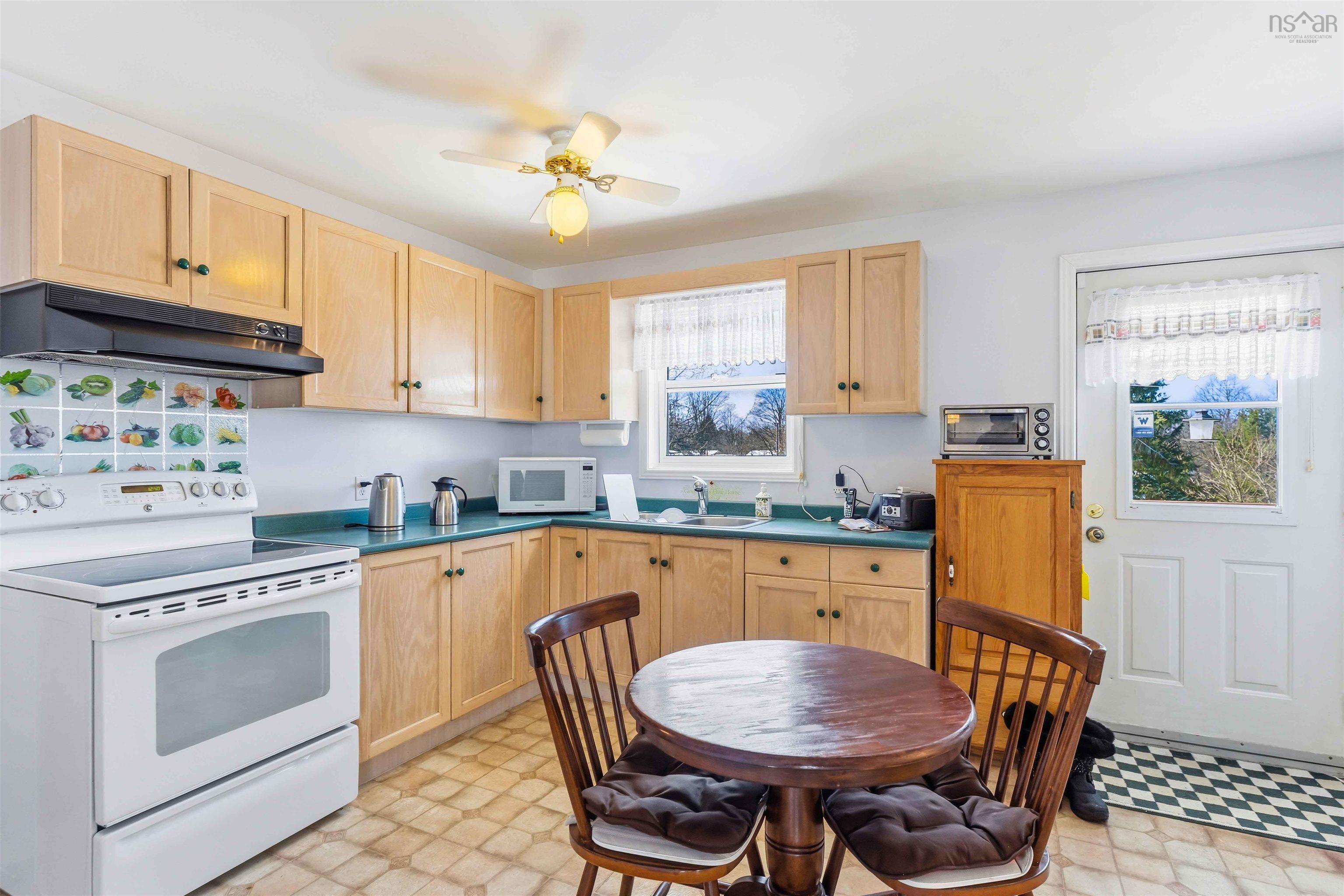 $459,000.00: 15 Sherry Avenue, North Kentville