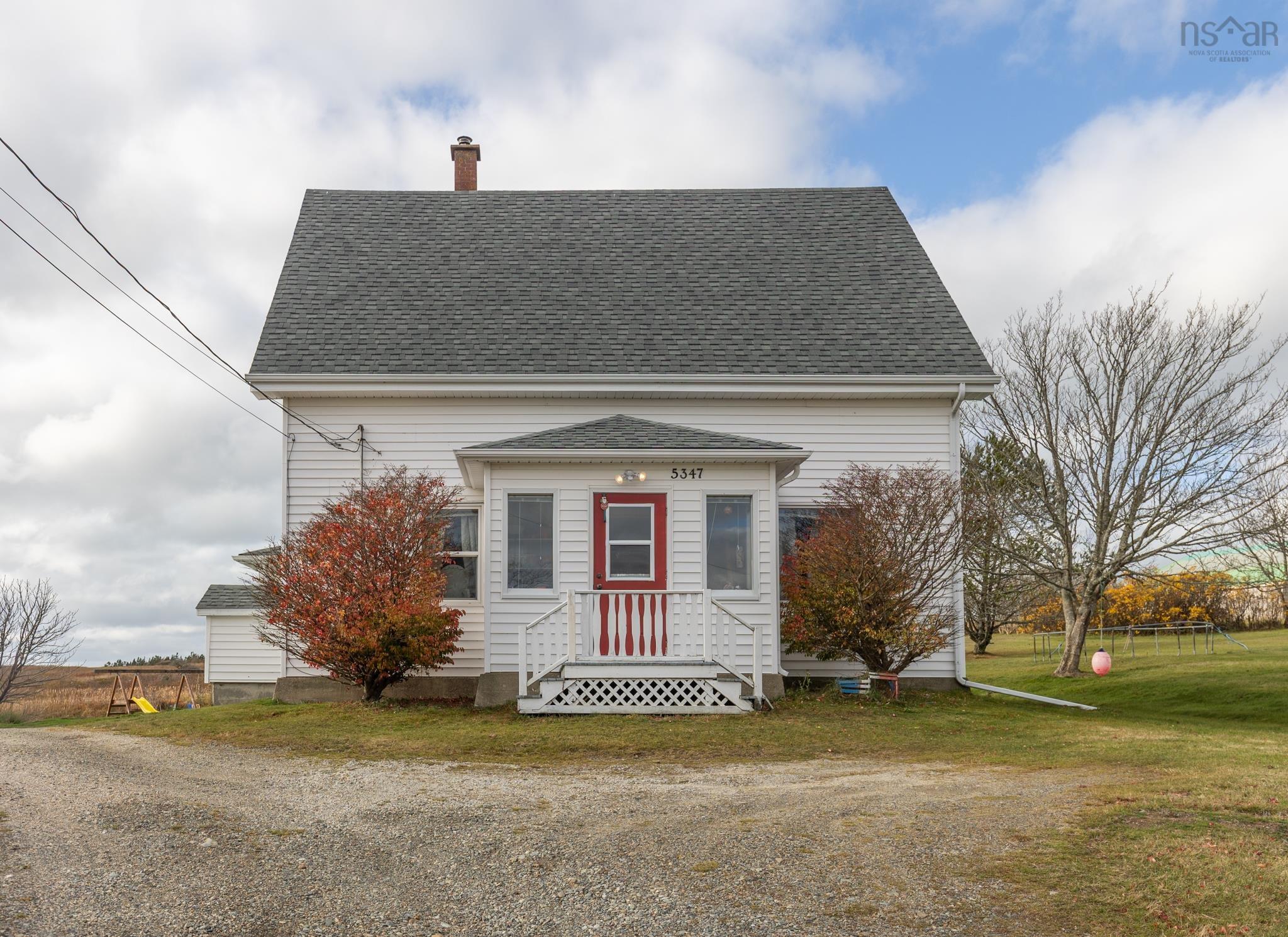 $229,900.00: 5347 Highway 1, Salmon River