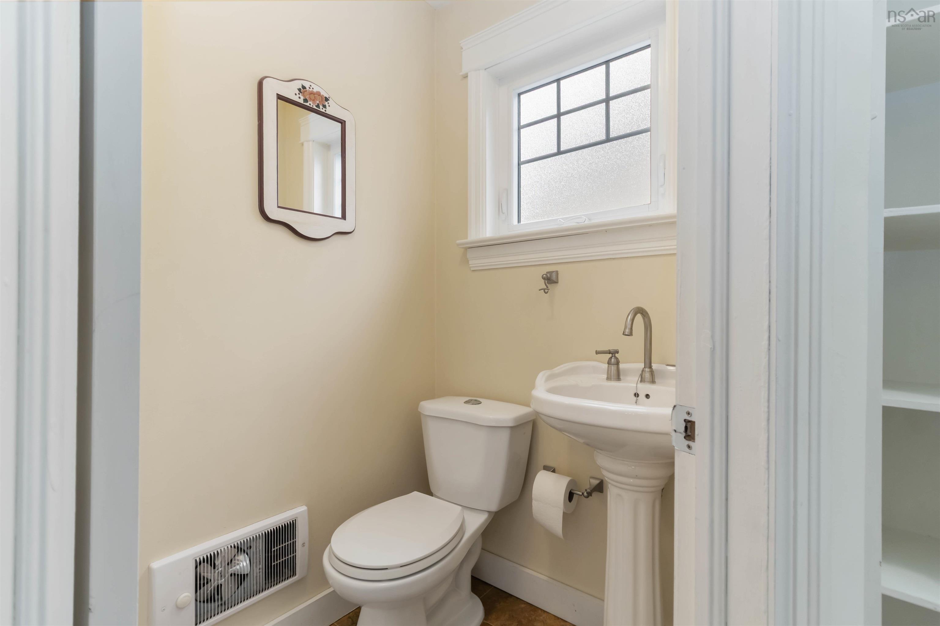 5 Rossi Drive, Dartmouth, NS (MLS 202606504)