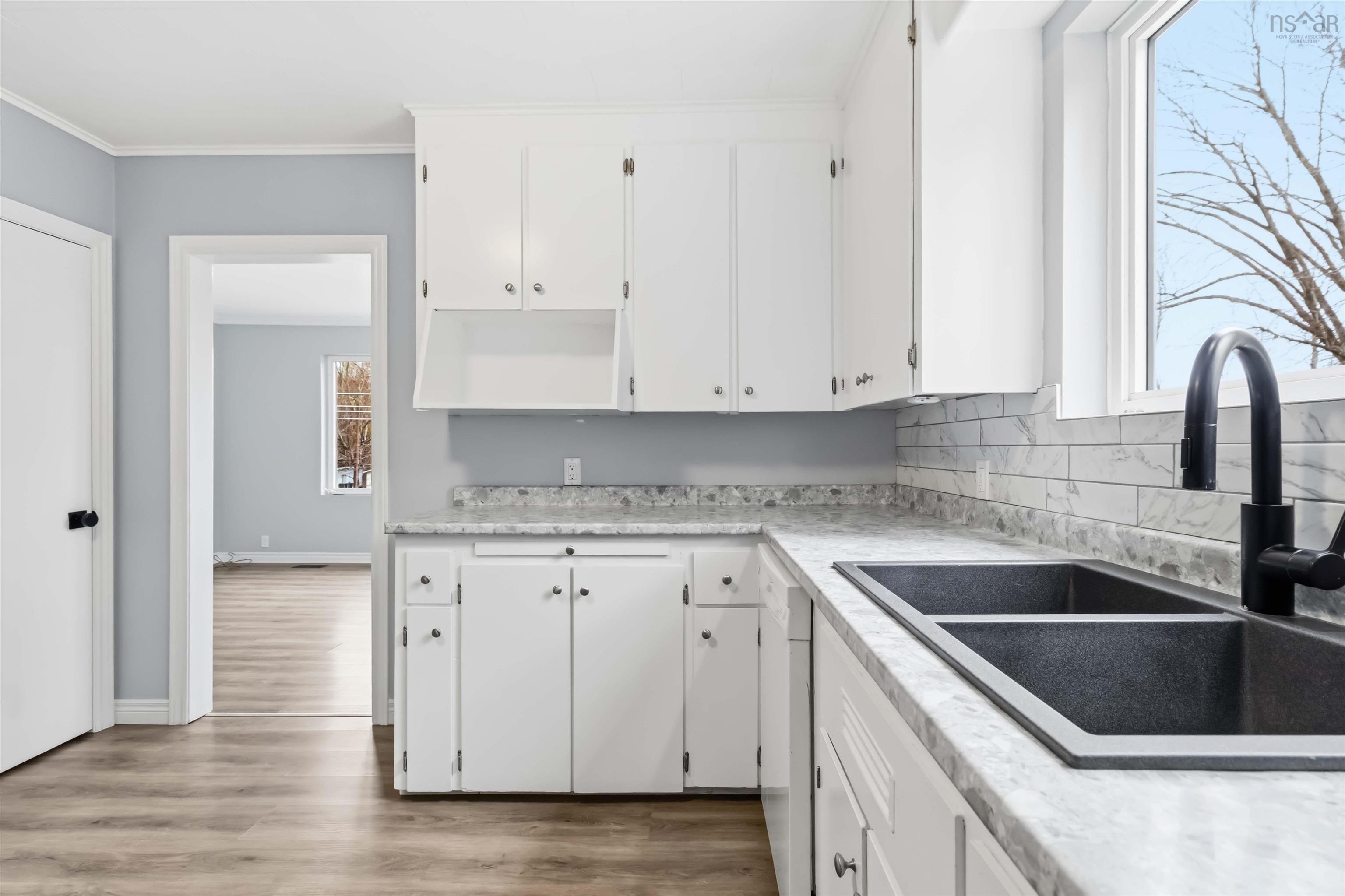 $329,600.00: 796 331 Highway, Conquerall Bank