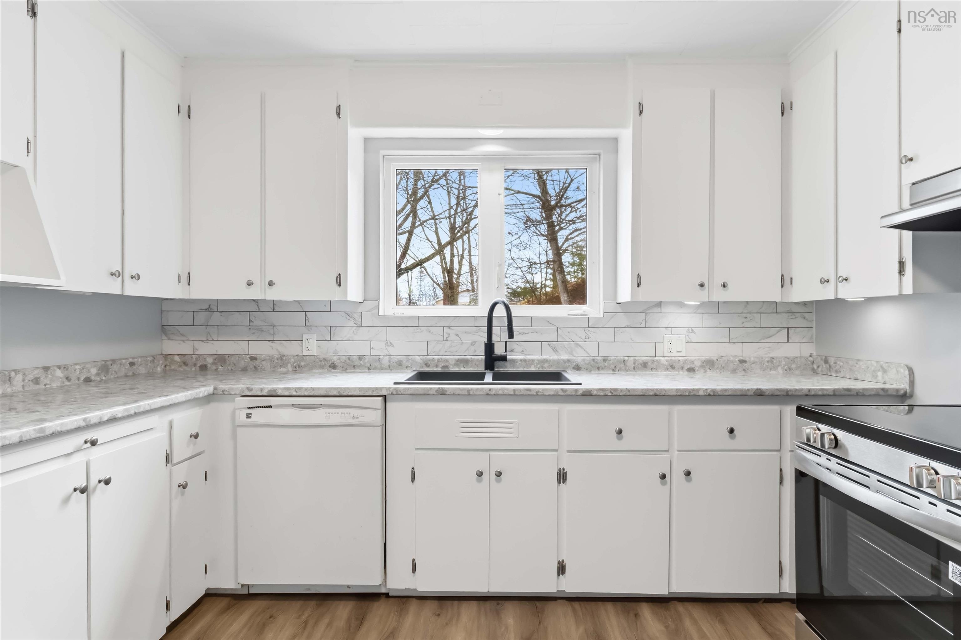 $329,600.00: 796 331 Highway, Conquerall Bank