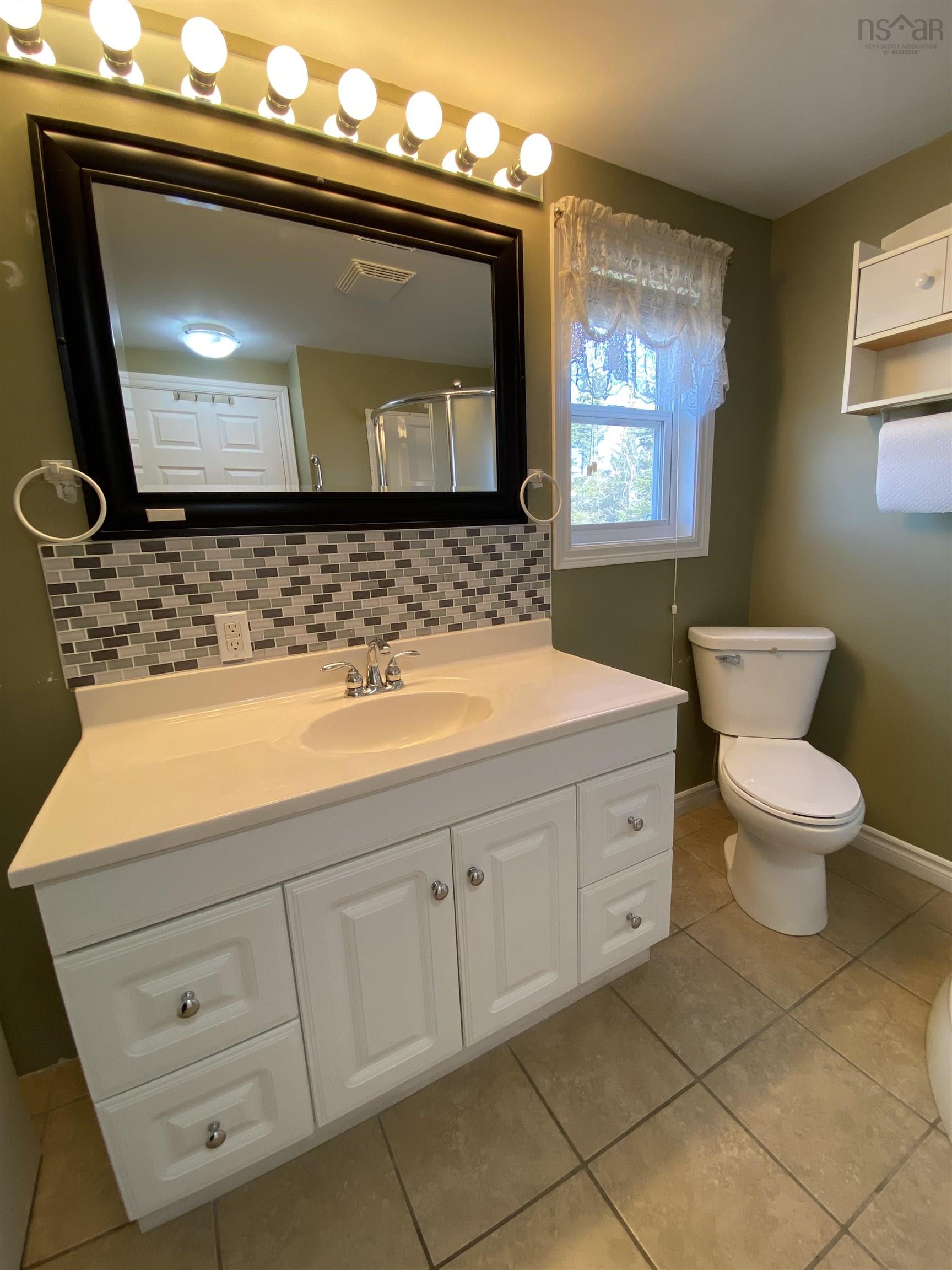 $254,900.00: 231 Scotia Drive, Goose Lake