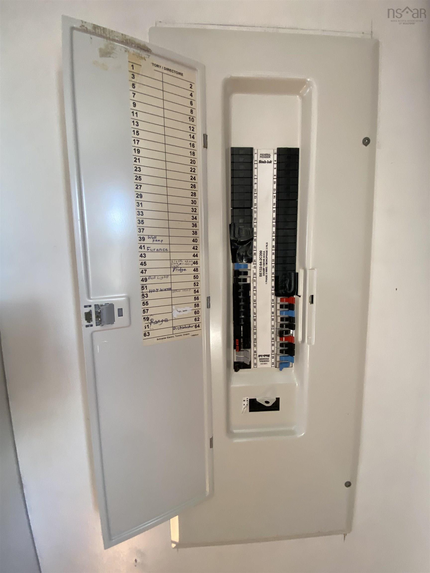 $254,900.00: 231 Scotia Drive, Goose Lake