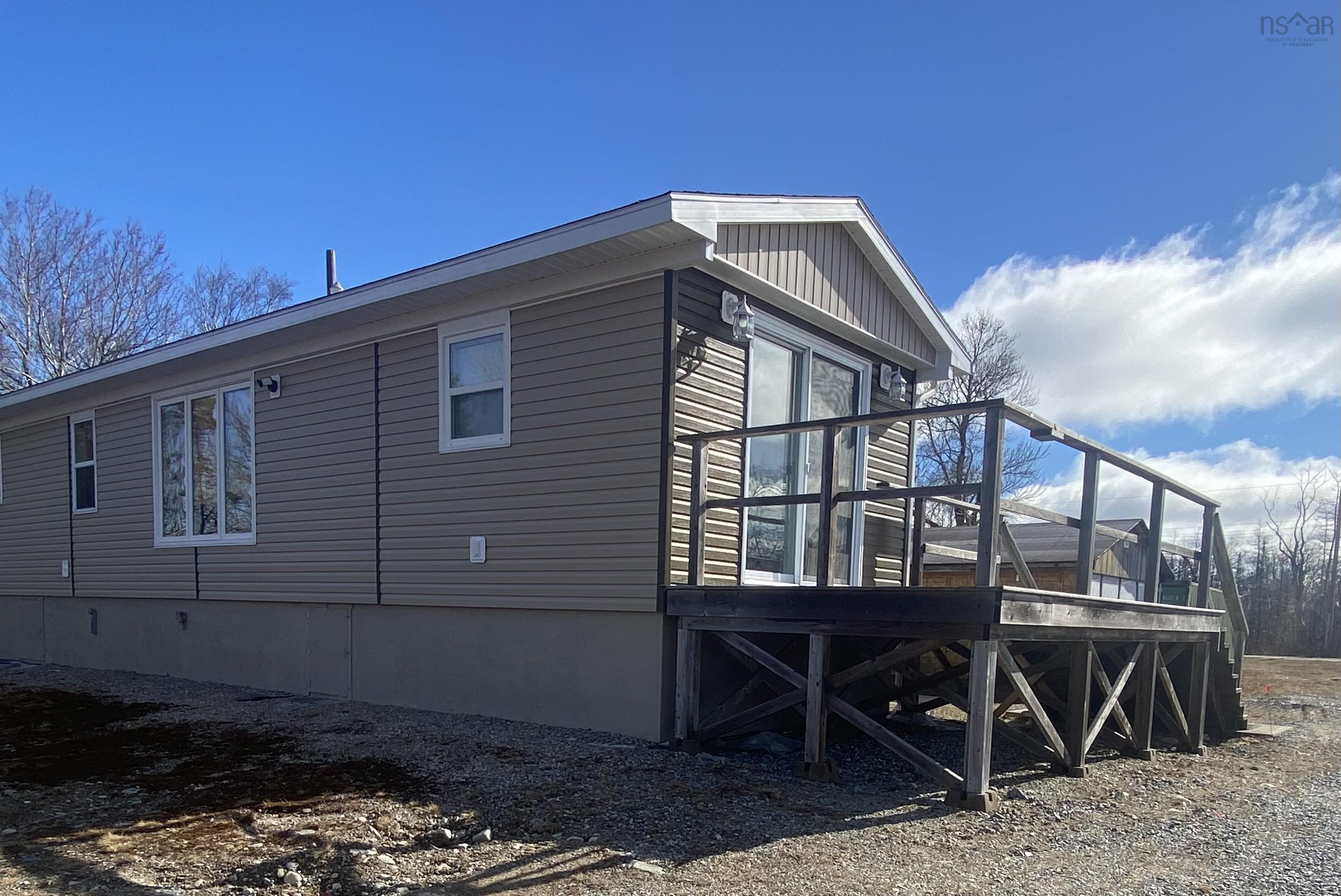 $254,900.00: 231 Scotia Drive, Goose Lake