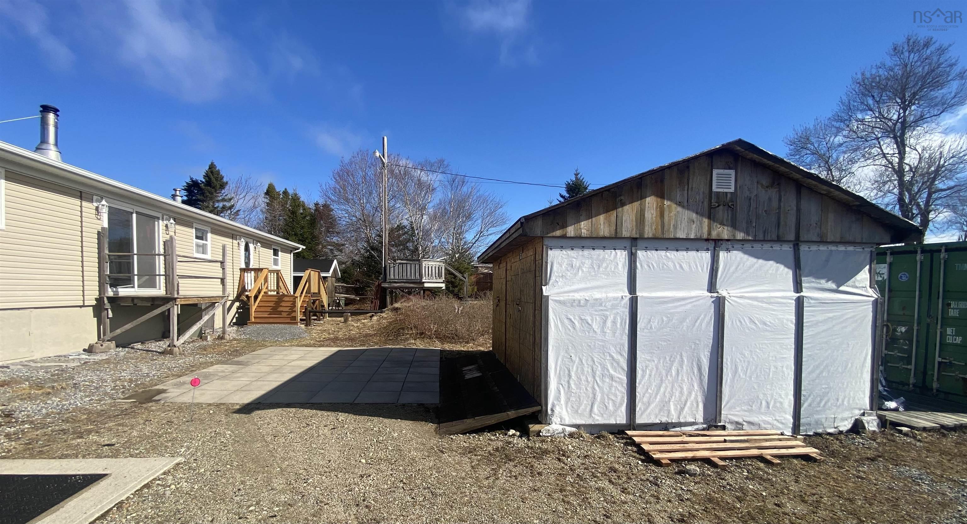 $254,900.00: 231 Scotia Drive, Goose Lake