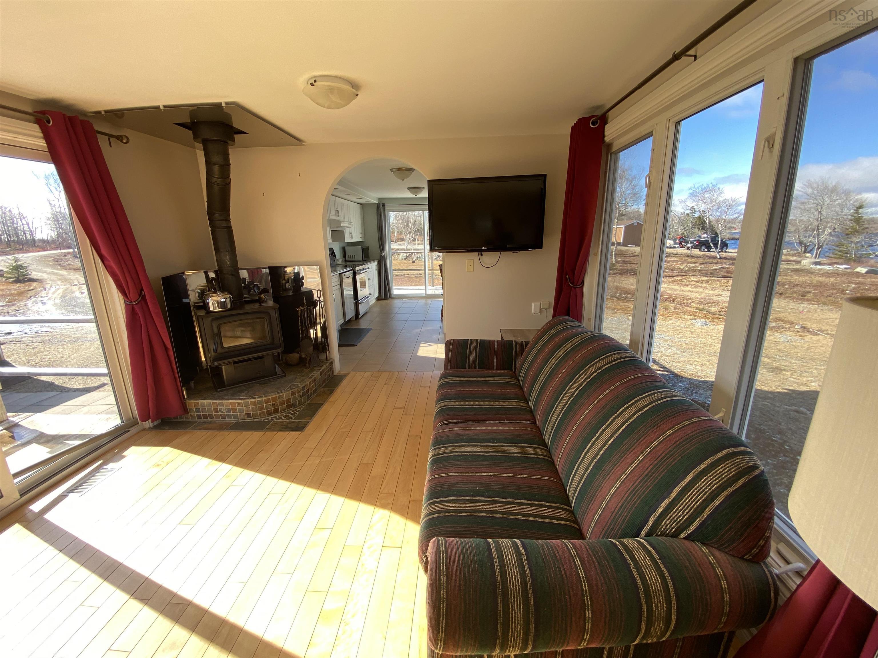 $254,900.00: 231 Scotia Drive, Goose Lake