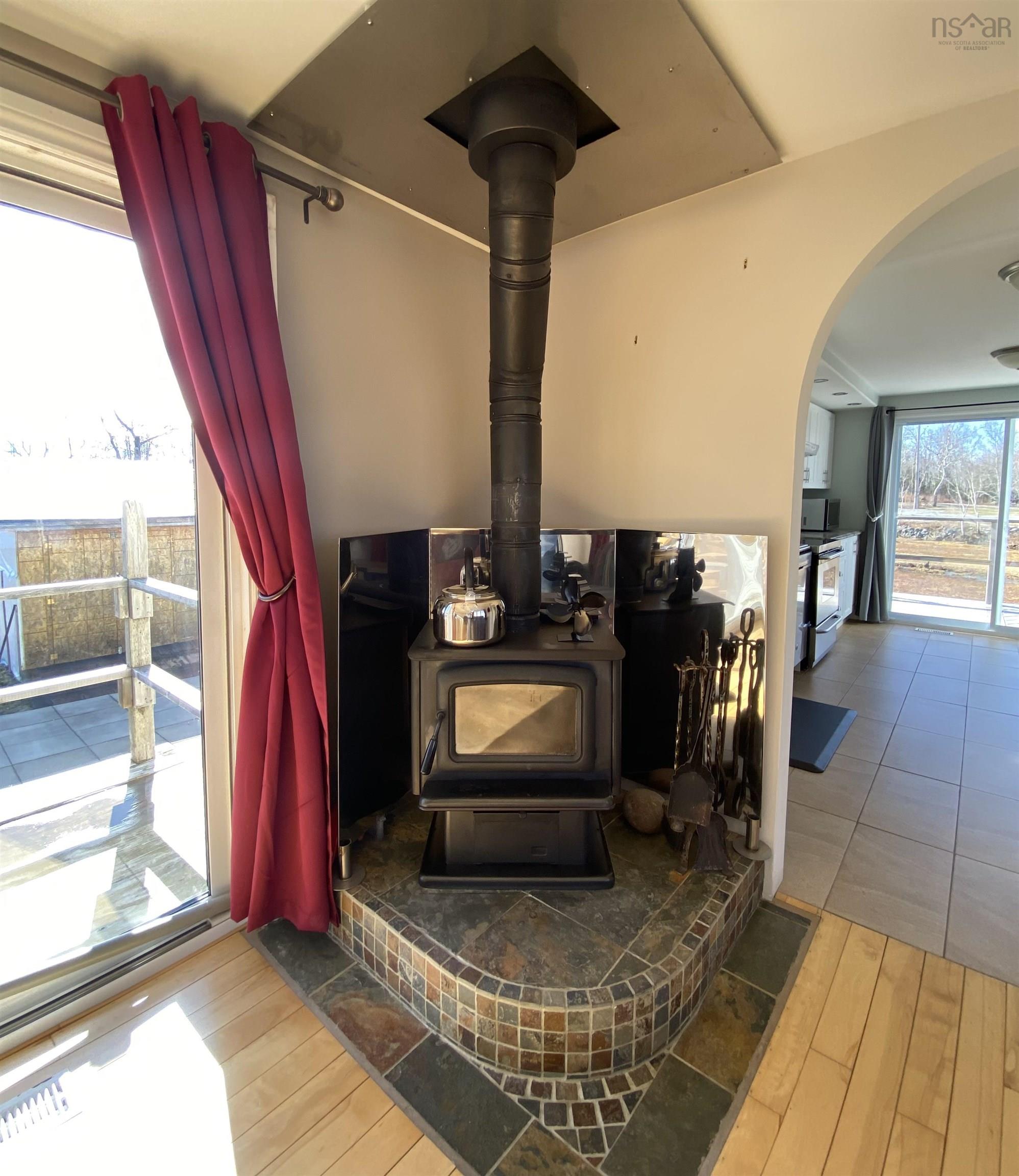 $254,900.00: 231 Scotia Drive, Goose Lake