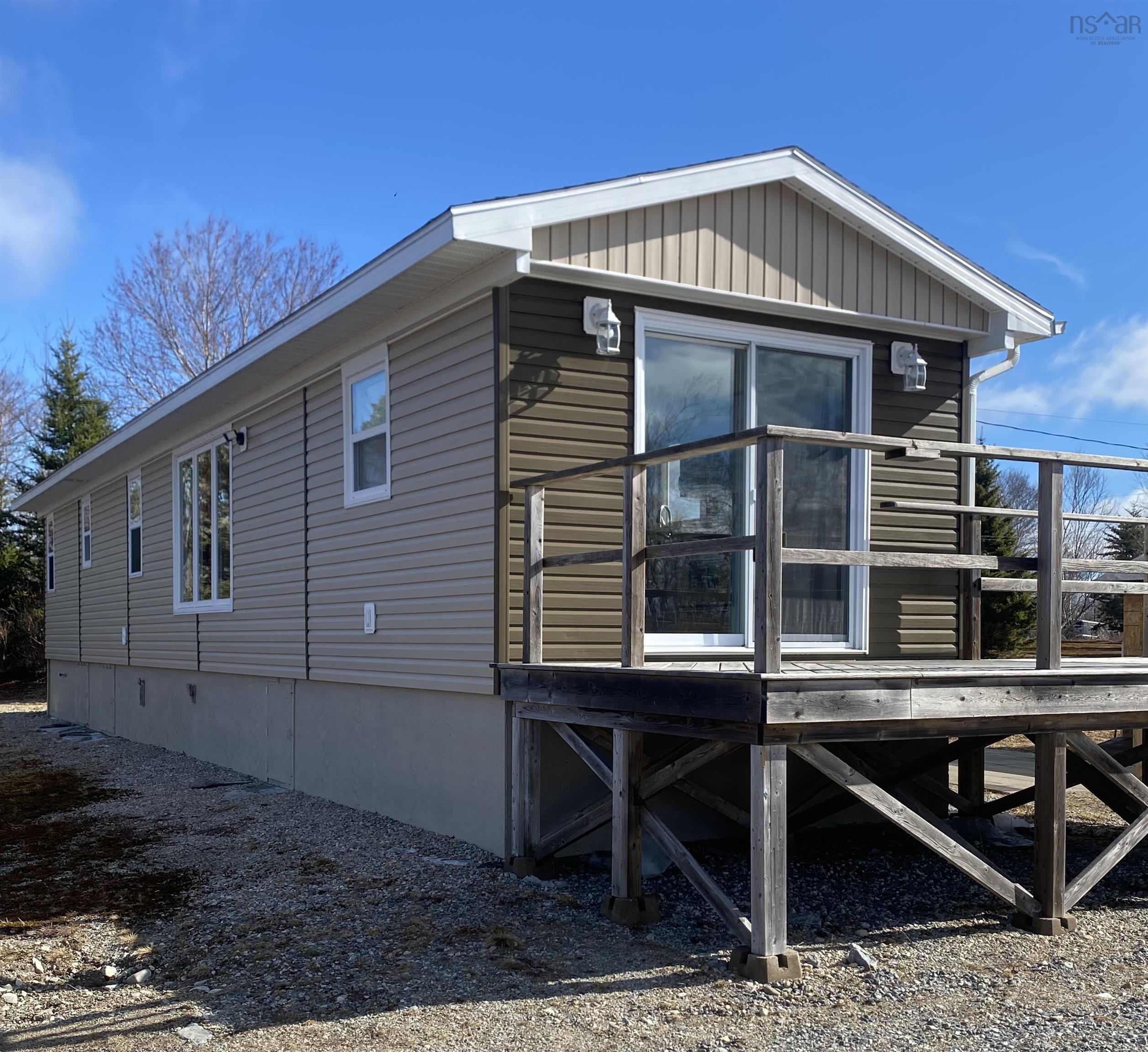 $254,900.00: 231 Scotia Drive, Goose Lake