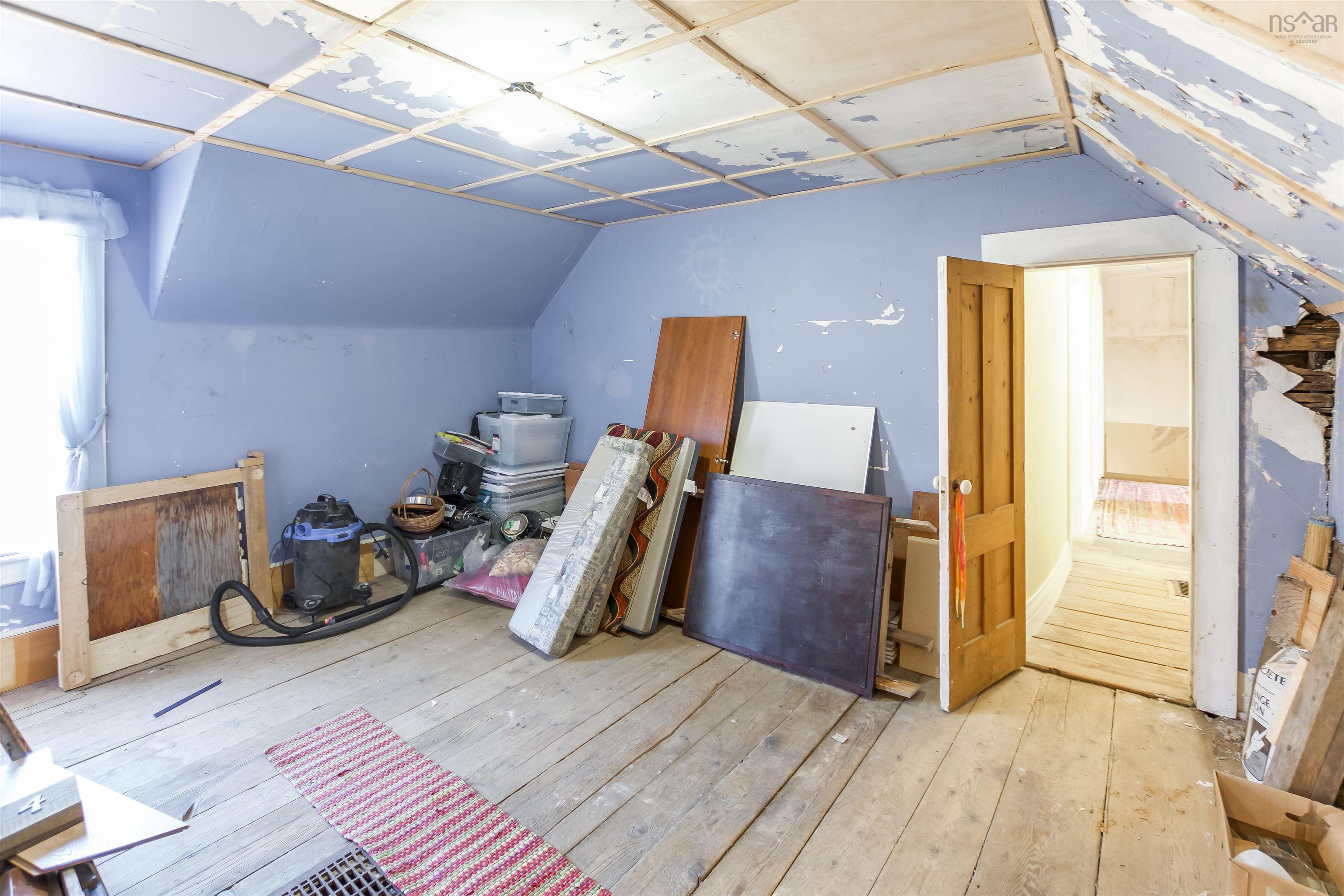 $194,000.00: 456 Townshipline Road, Ohio