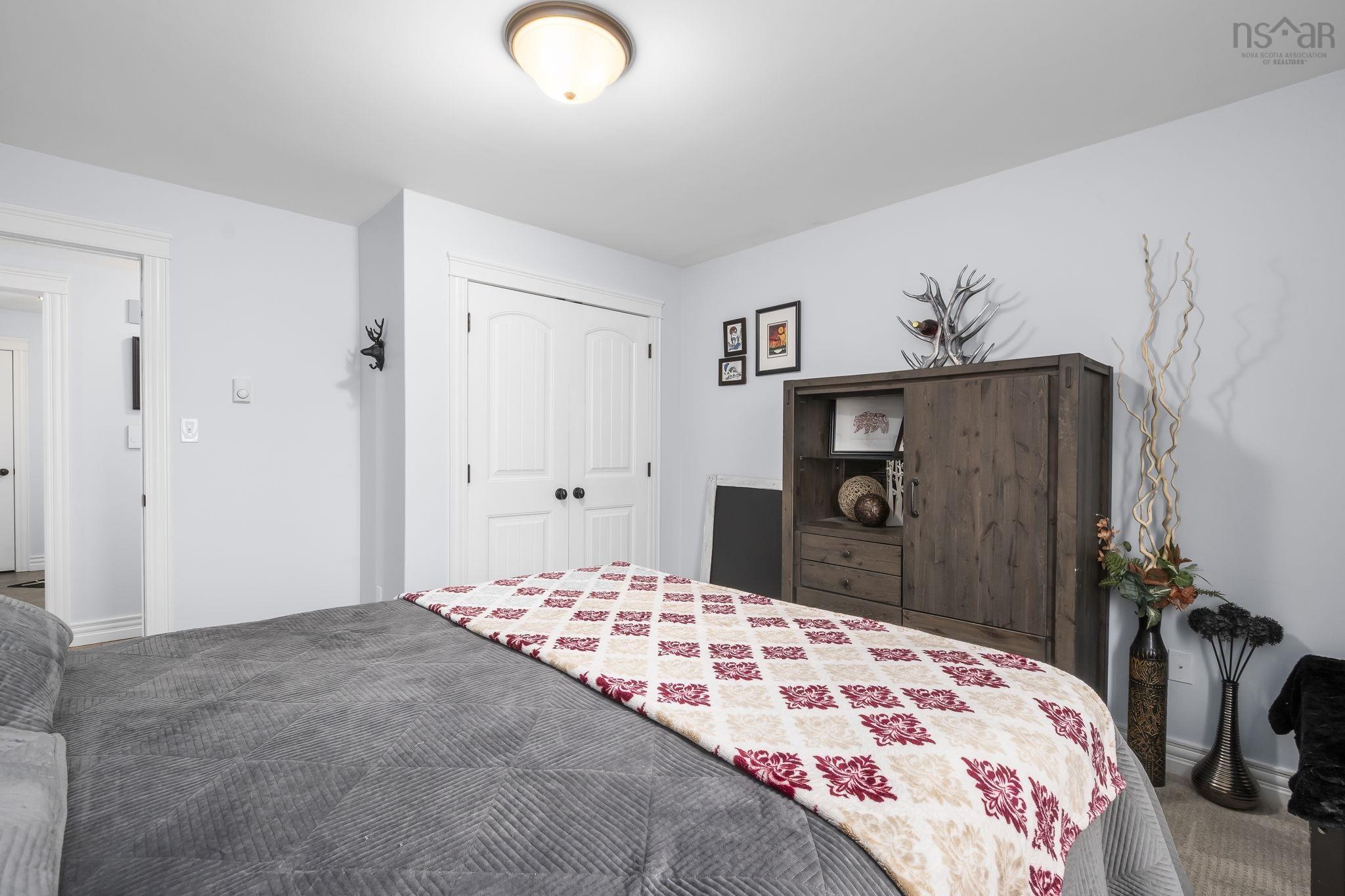 $594,900.00: 5 Tailfeather Court, North Kentville