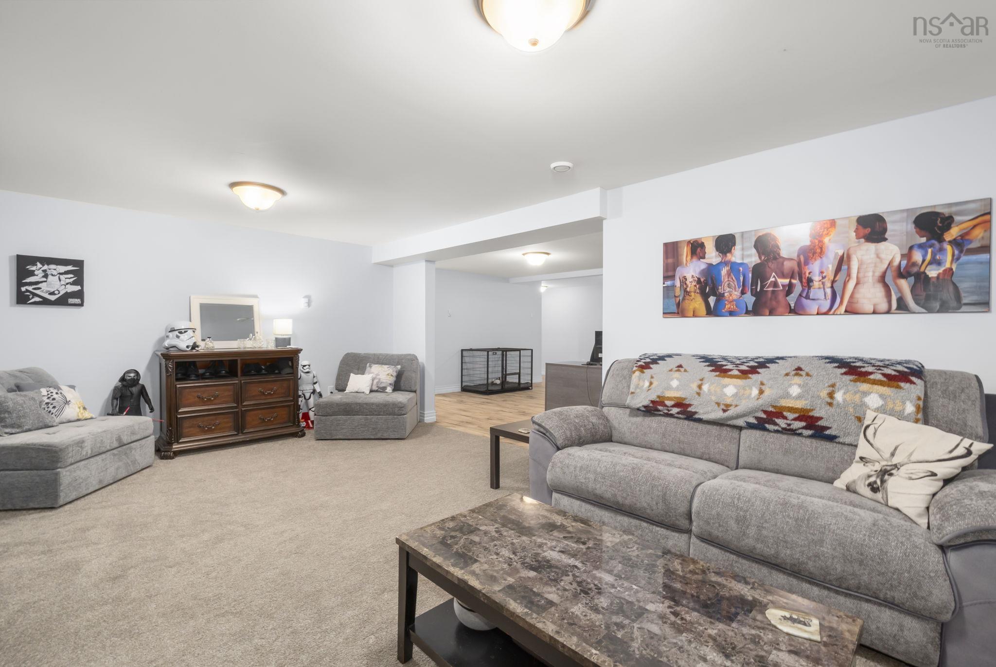 $594,900.00: 5 Tailfeather Court, North Kentville