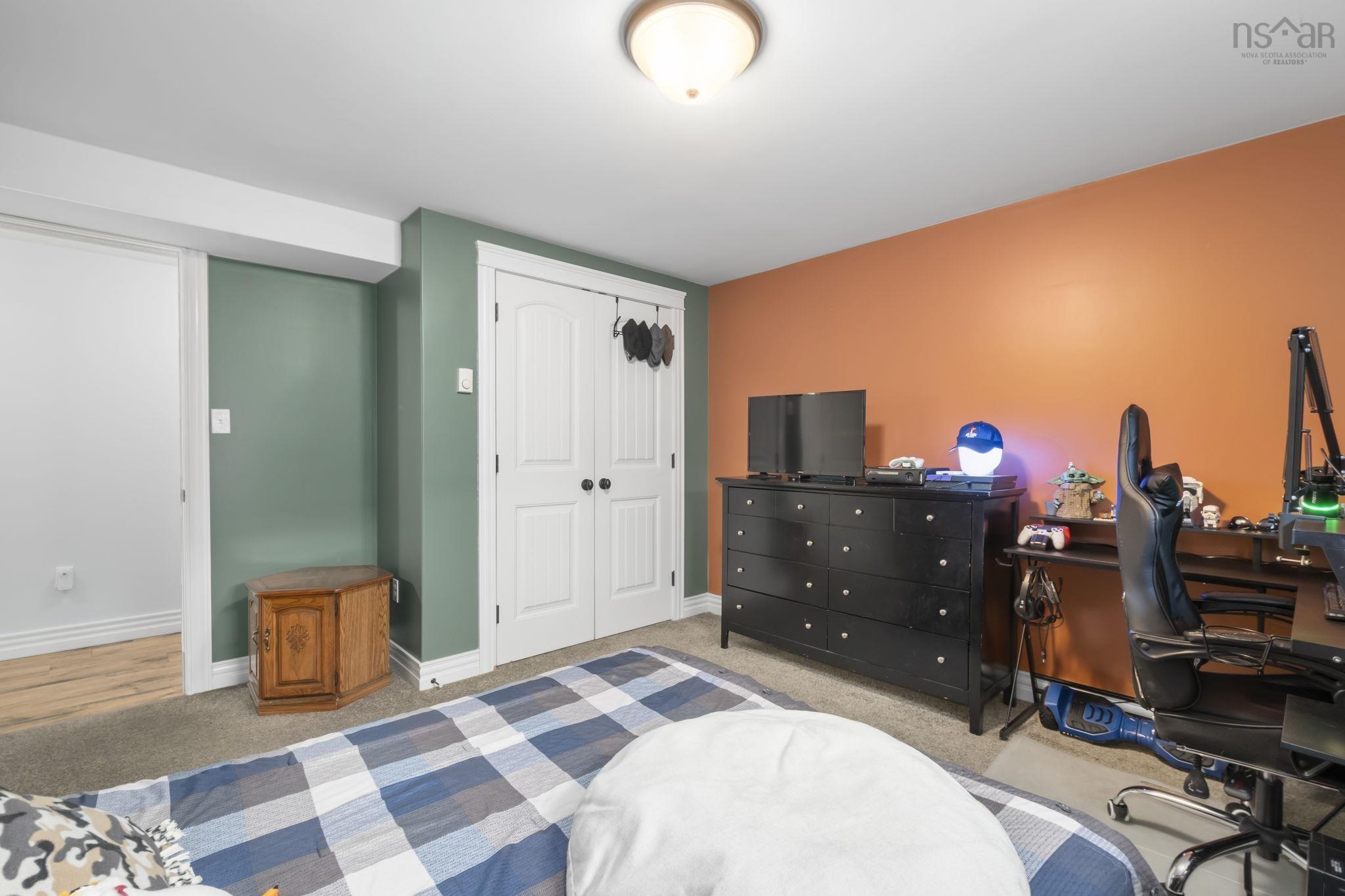 $594,900.00: 5 Tailfeather Court, North Kentville