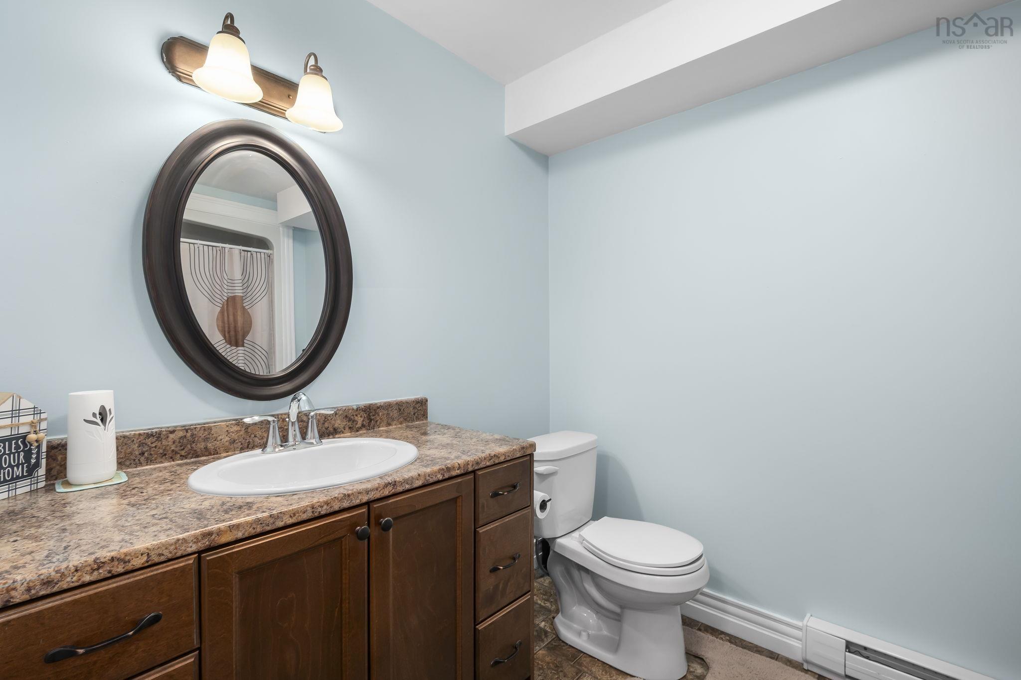 $594,900.00: 5 Tailfeather Court, North Kentville