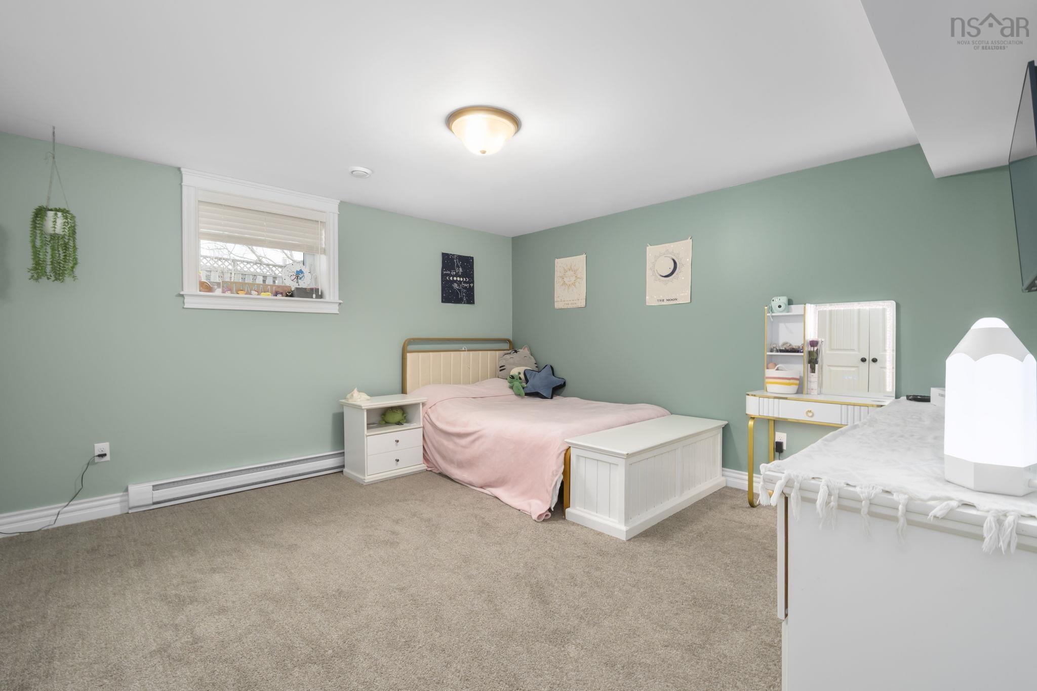 $594,900.00: 5 Tailfeather Court, North Kentville