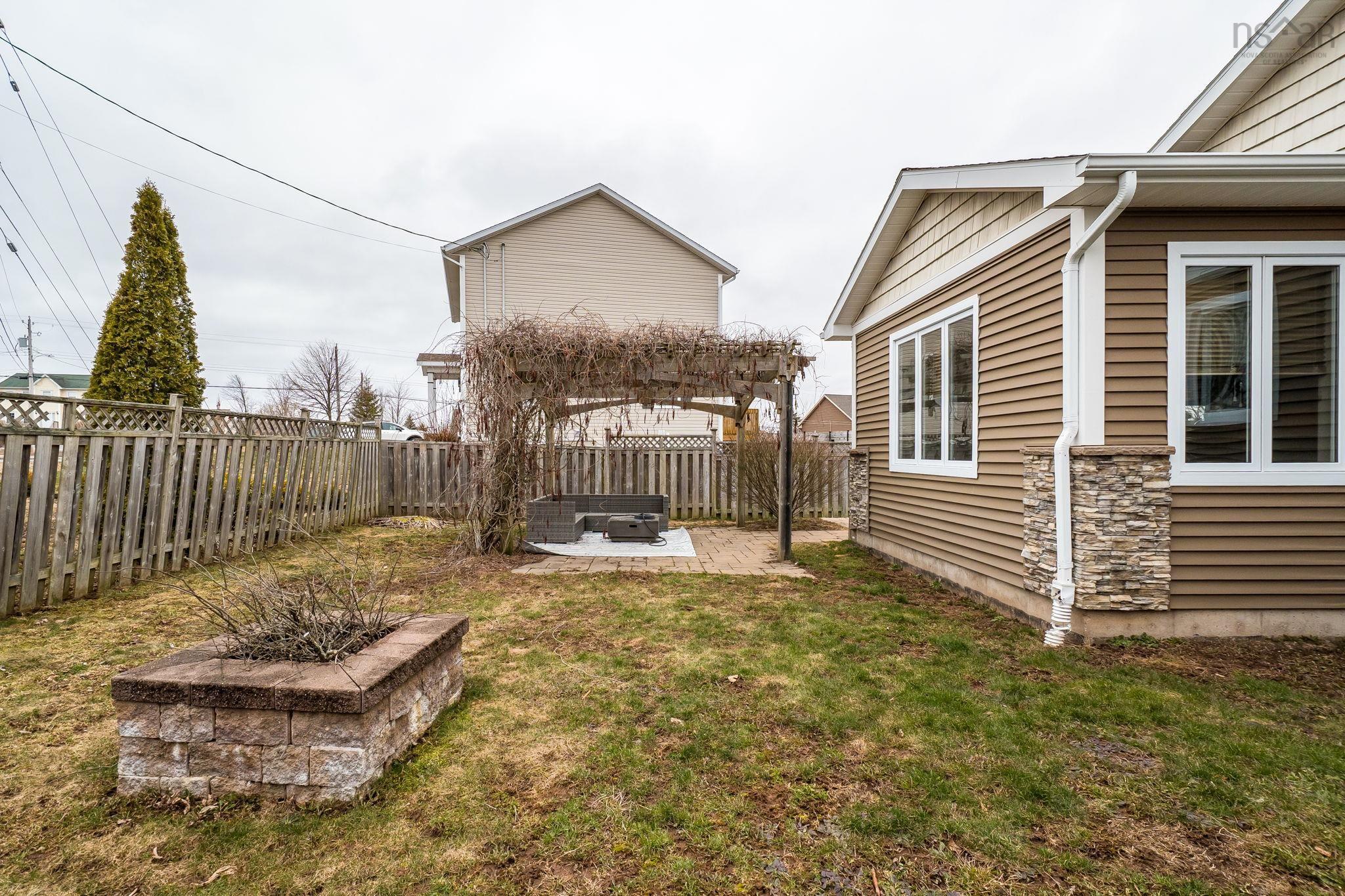 $594,900.00: 5 Tailfeather Court, North Kentville