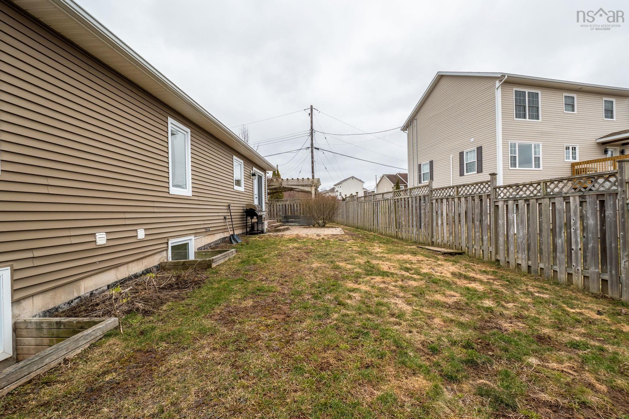 $594,900.00: 5 Tailfeather Court, North Kentville