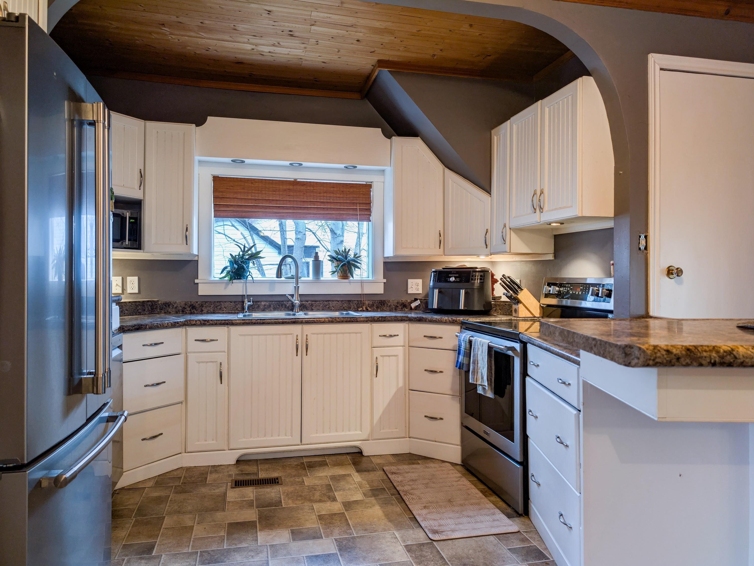 $392,000.00: 414 Granville Street, Bridgetown