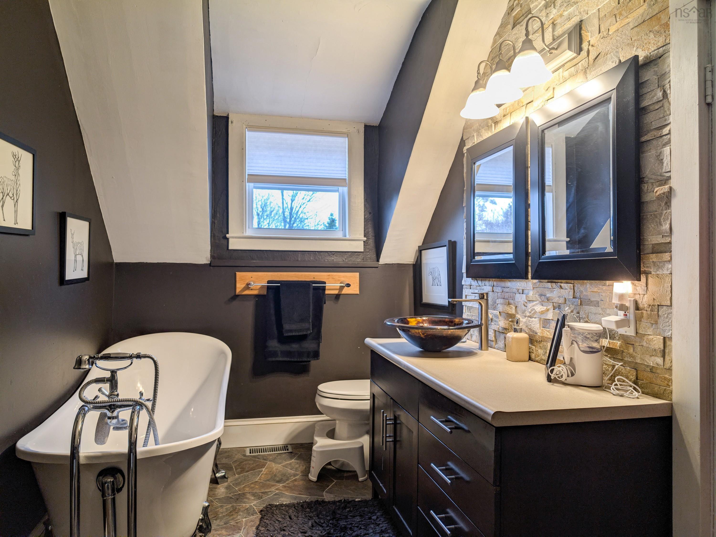 $392,000.00: 414 Granville Street, Bridgetown