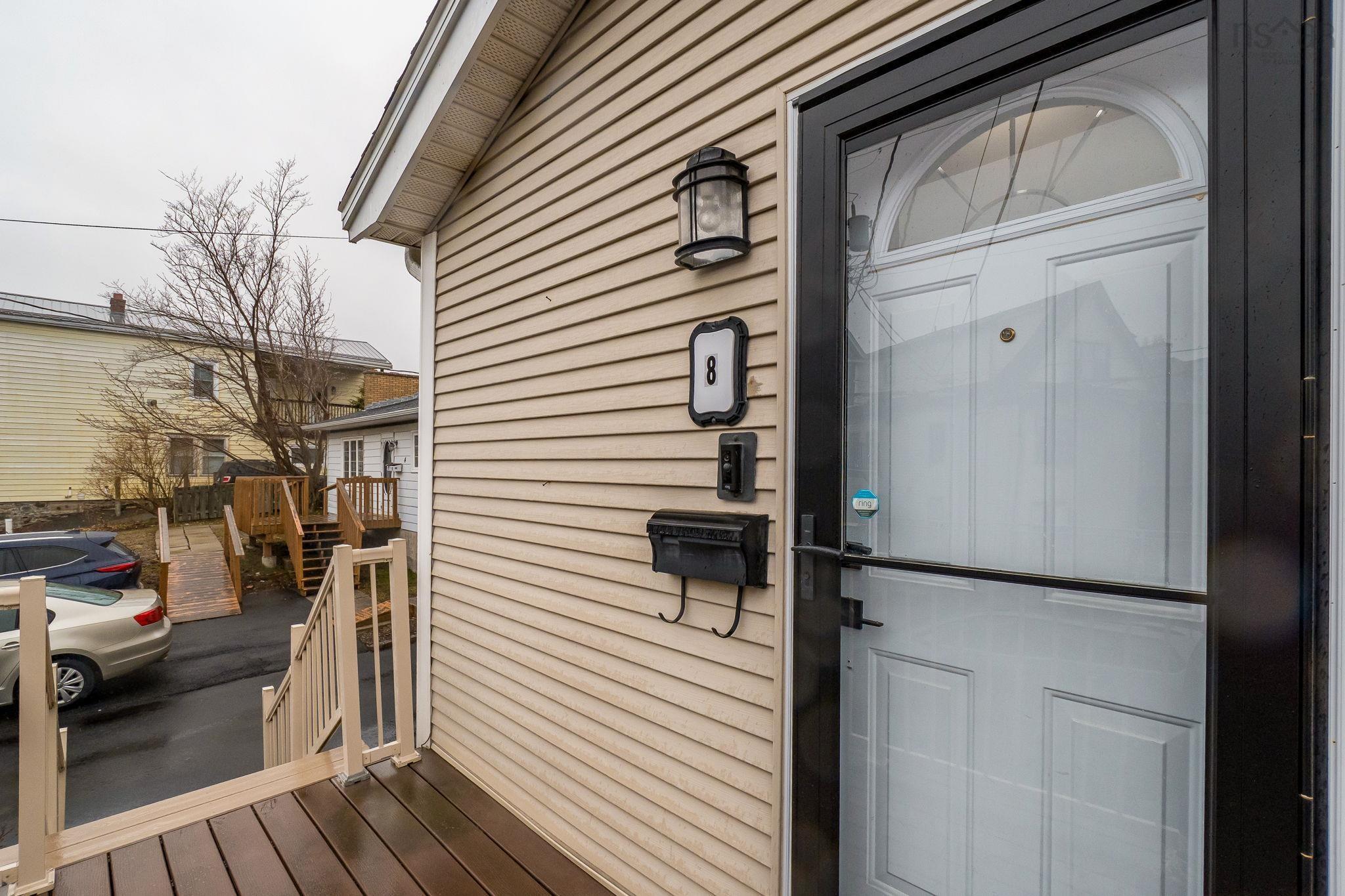 8 Eaton Avenue, Dartmouth, NS (MLS 202606518)