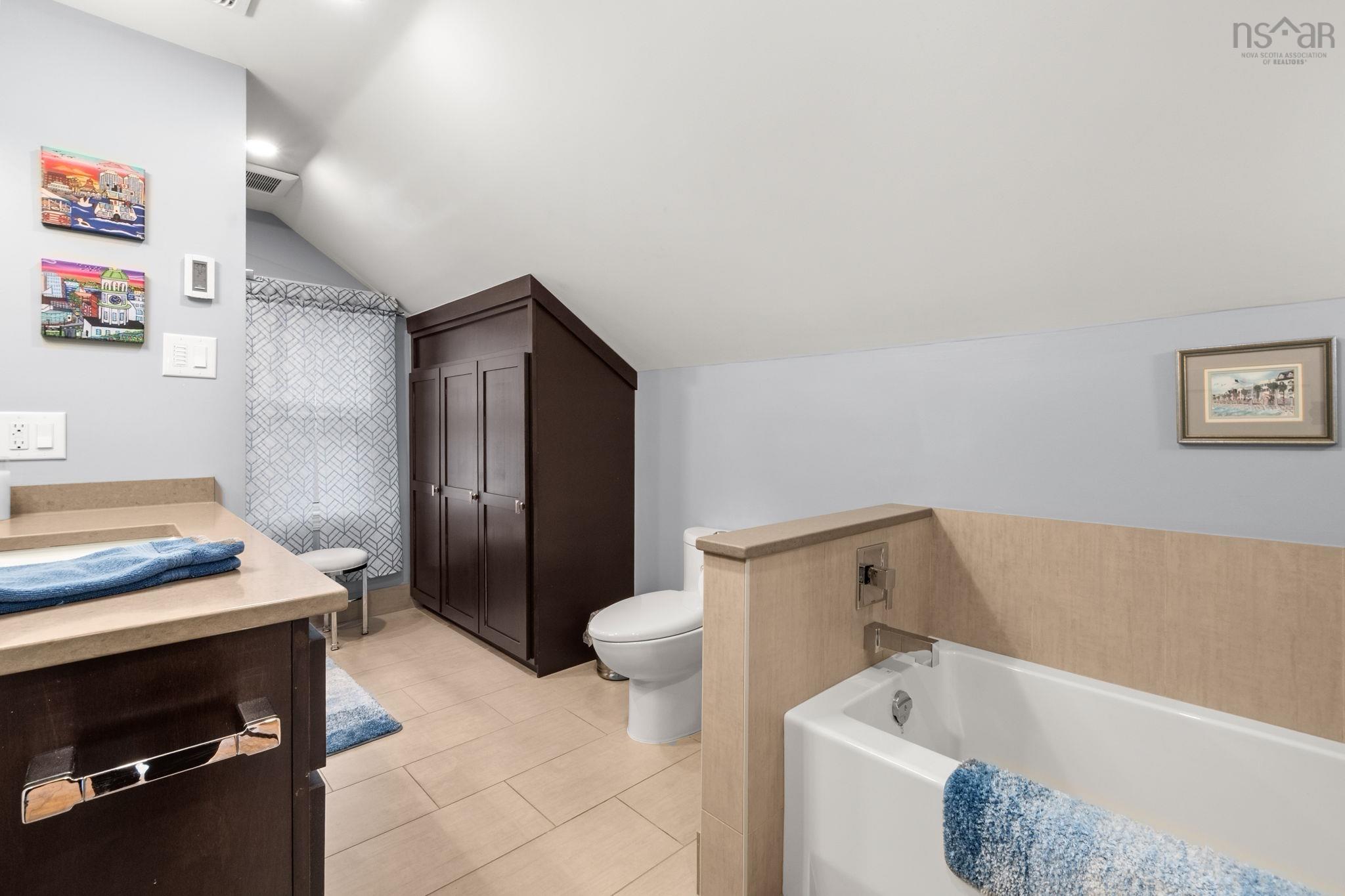 8 Eaton Avenue, Dartmouth, NS (MLS 202606518)