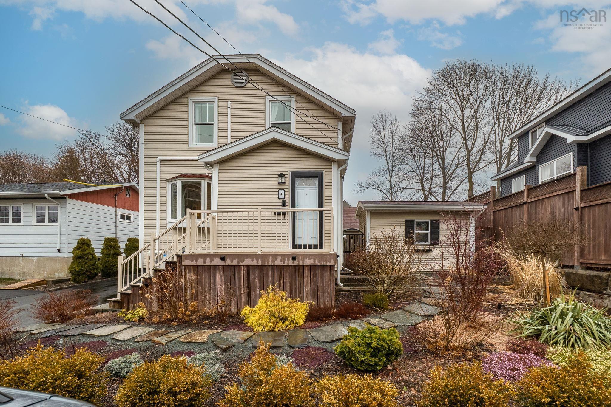 8 Eaton Avenue, Dartmouth, NS (MLS 202606518)