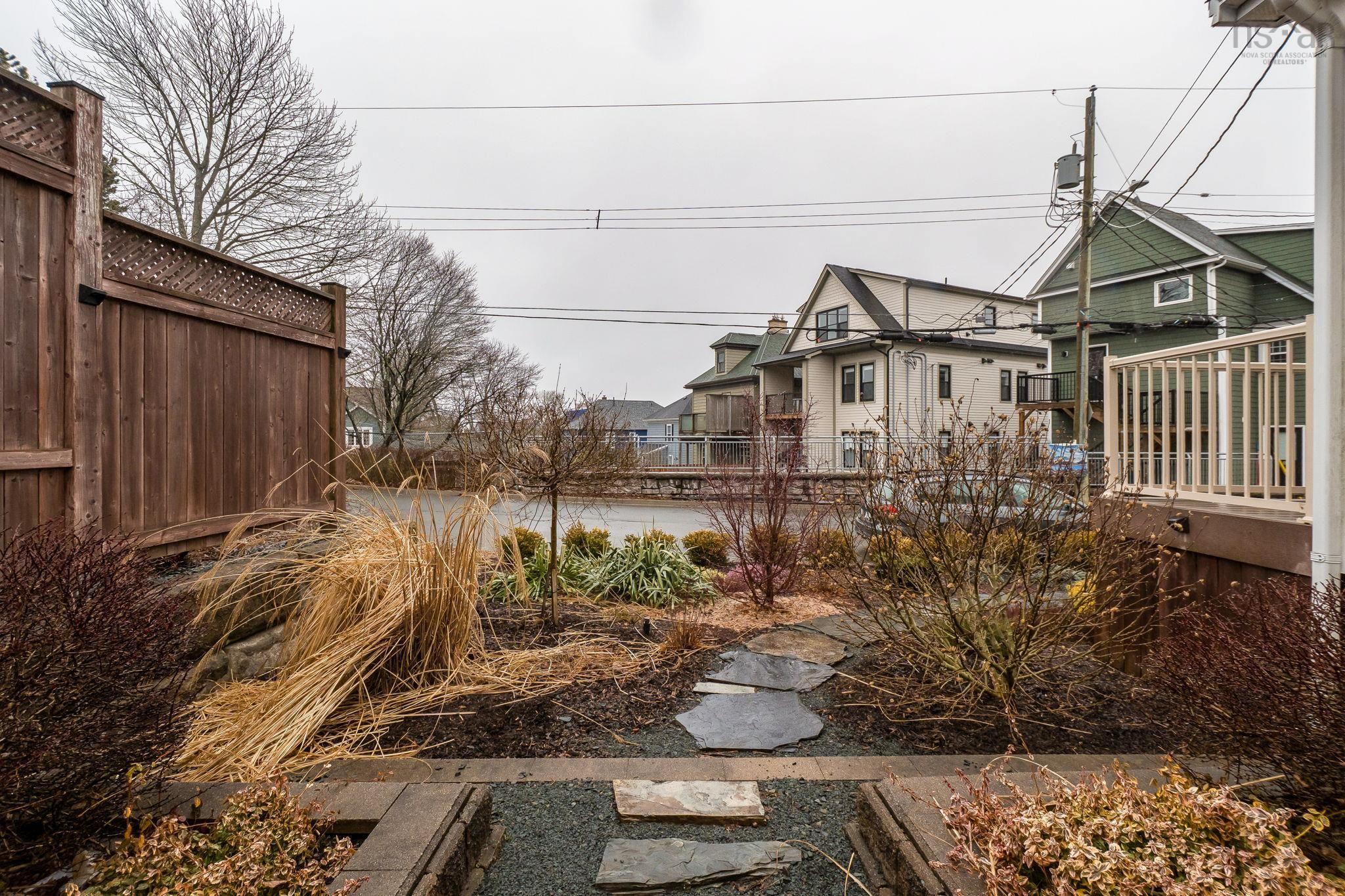 8 Eaton Avenue, Dartmouth, NS (MLS 202606518)