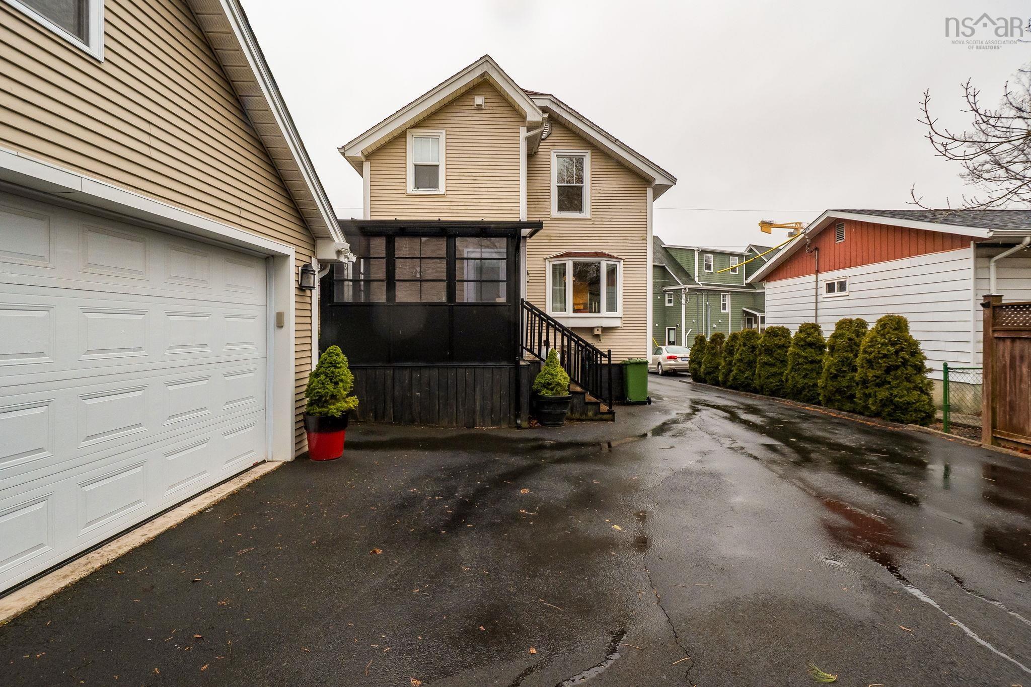 8 Eaton Avenue, Dartmouth, NS (MLS 202606518)