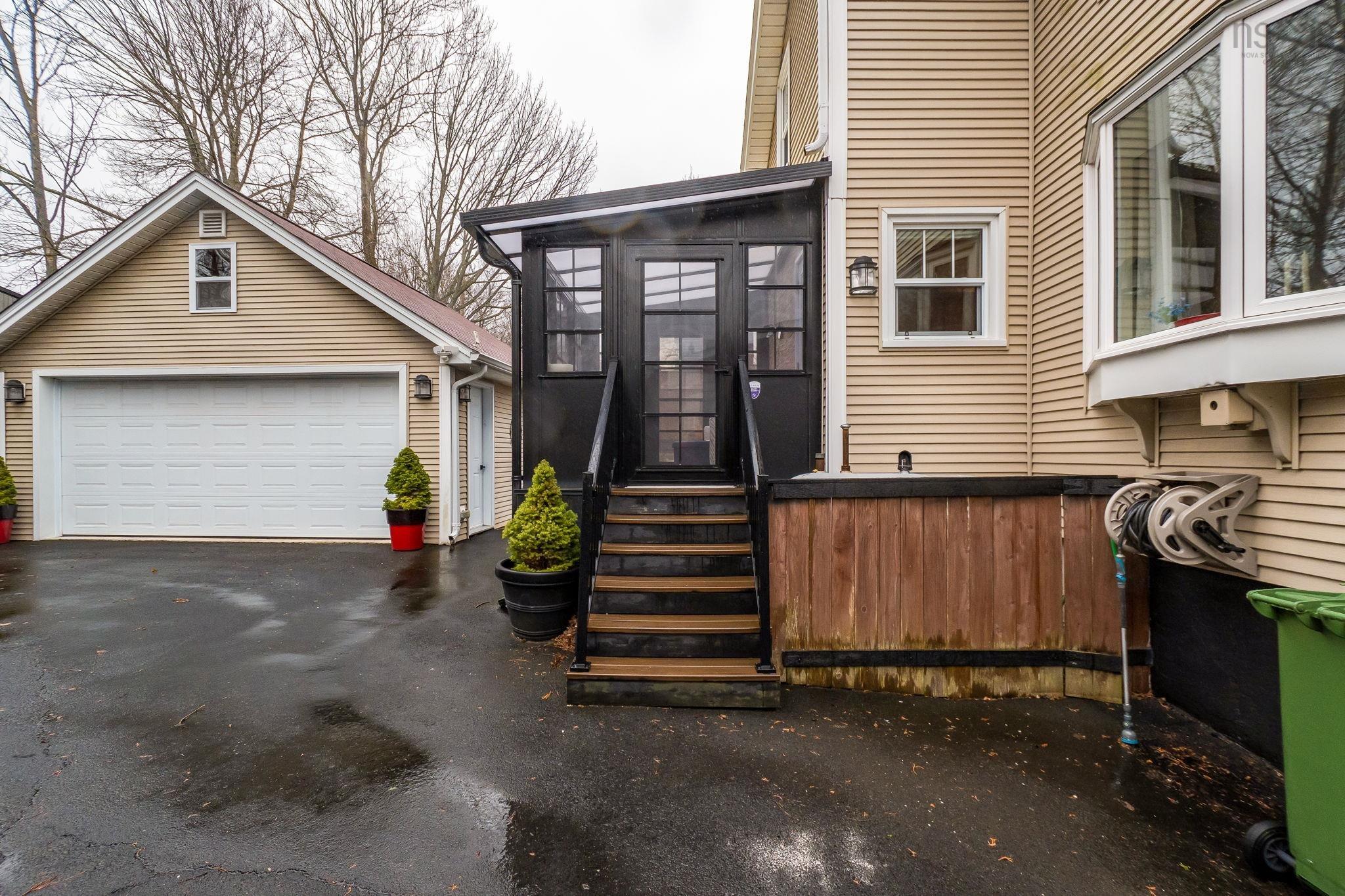 8 Eaton Avenue, Dartmouth, NS (MLS 202606518)