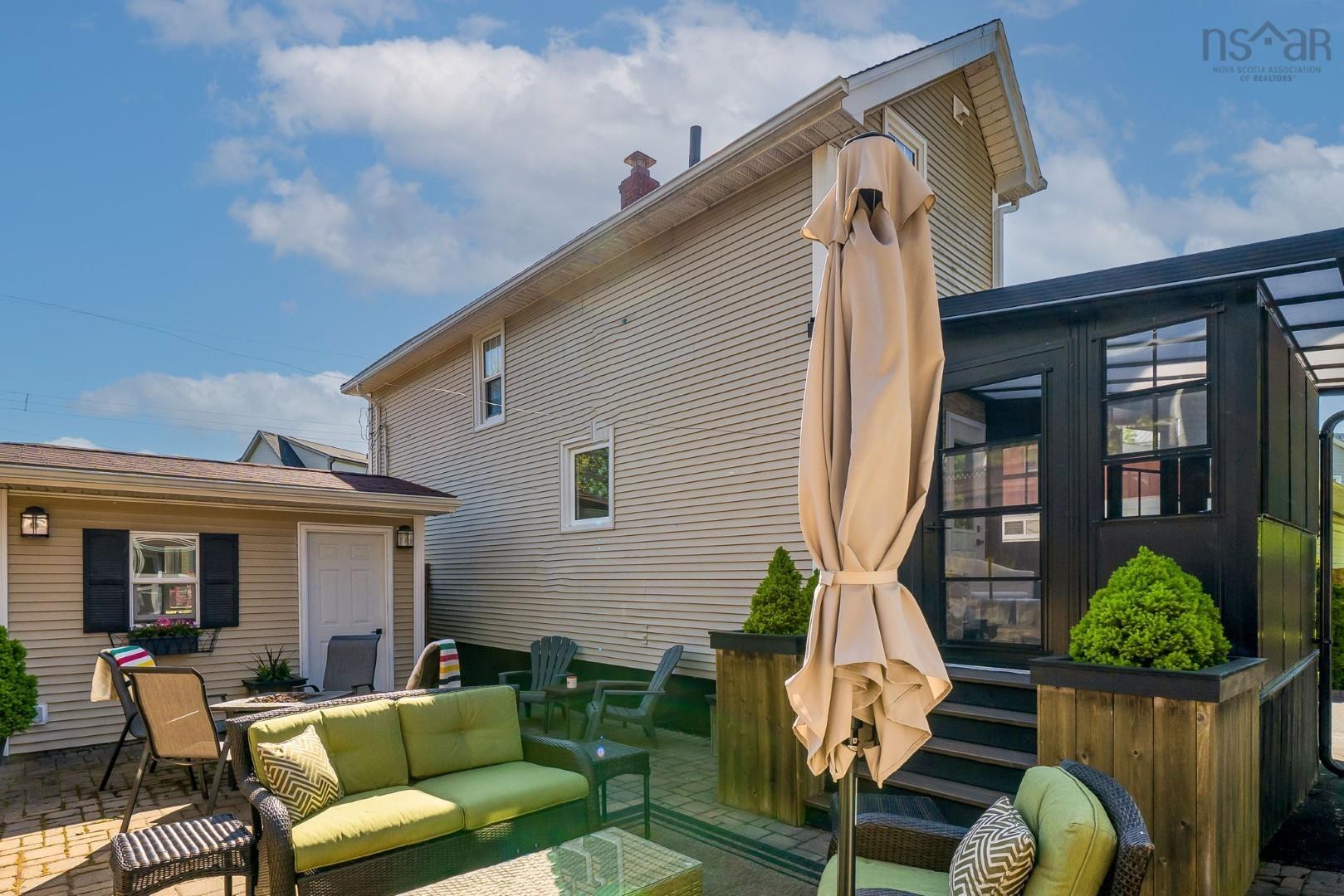 8 Eaton Avenue, Dartmouth, NS (MLS 202606518)