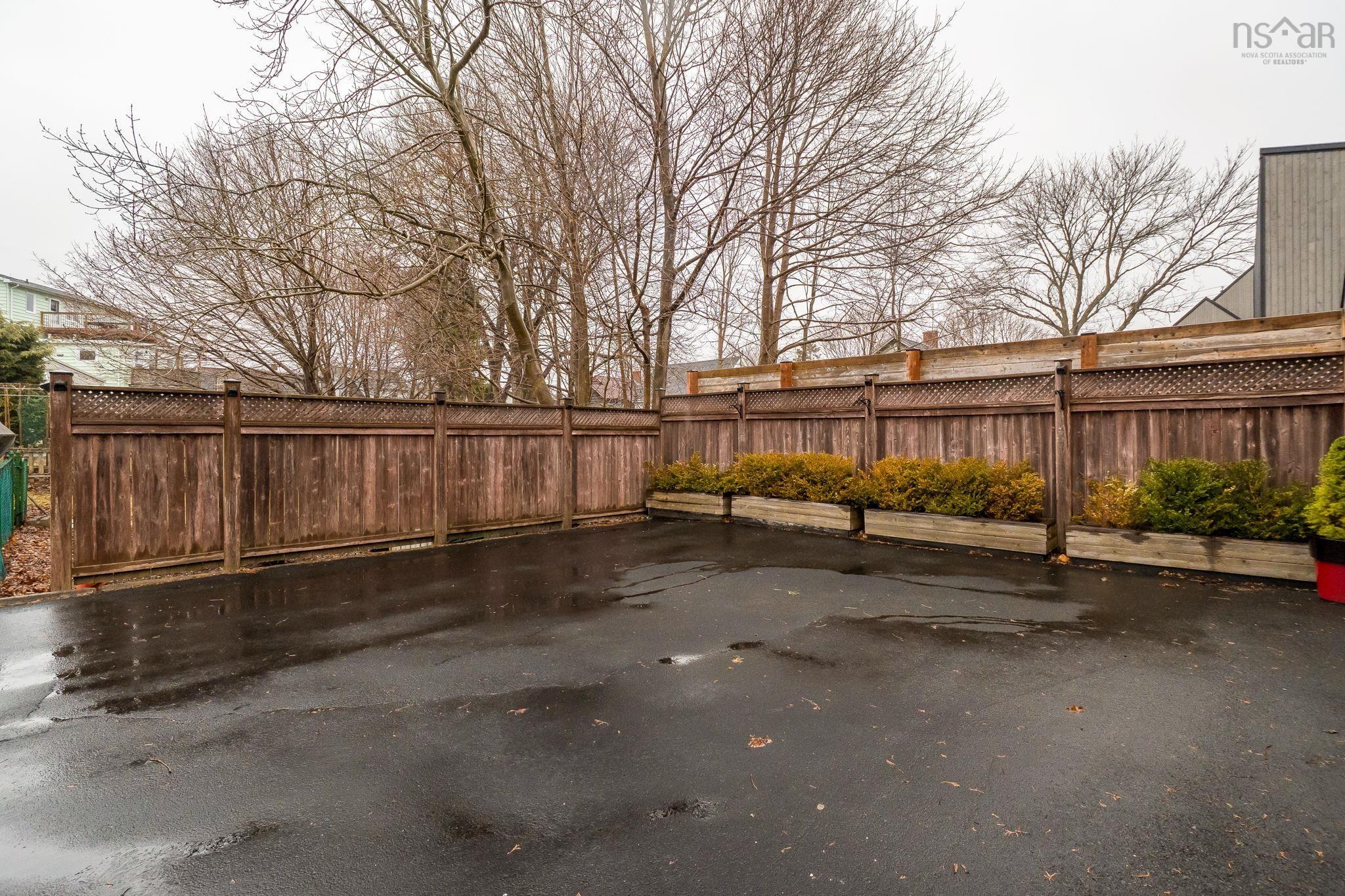 8 Eaton Avenue, Dartmouth, NS (MLS 202606518)