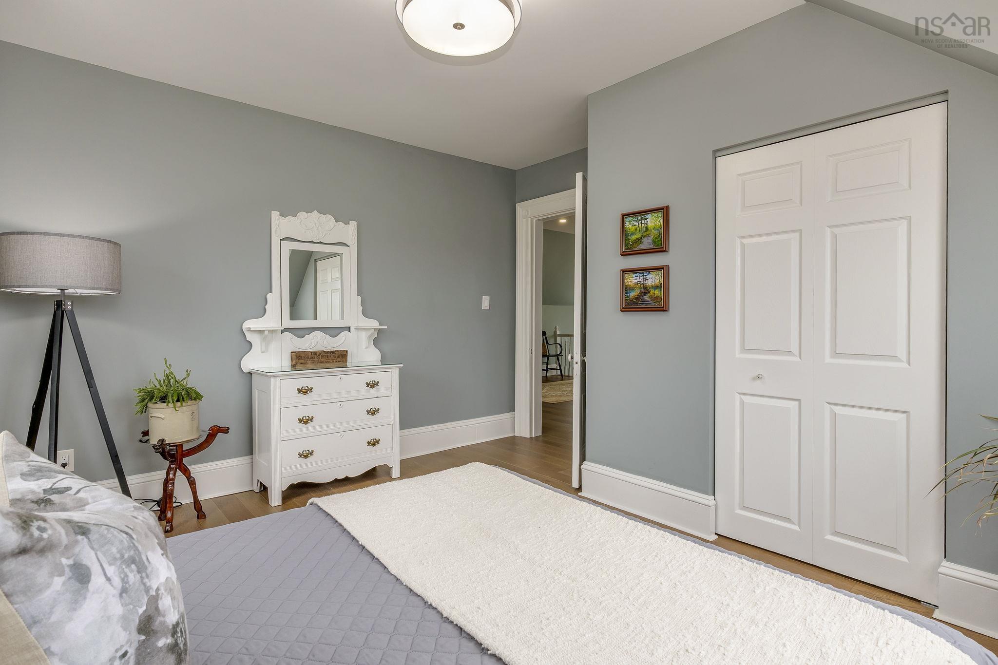 $1,100,000.00: 32 Joaquina Court, Dartmouth