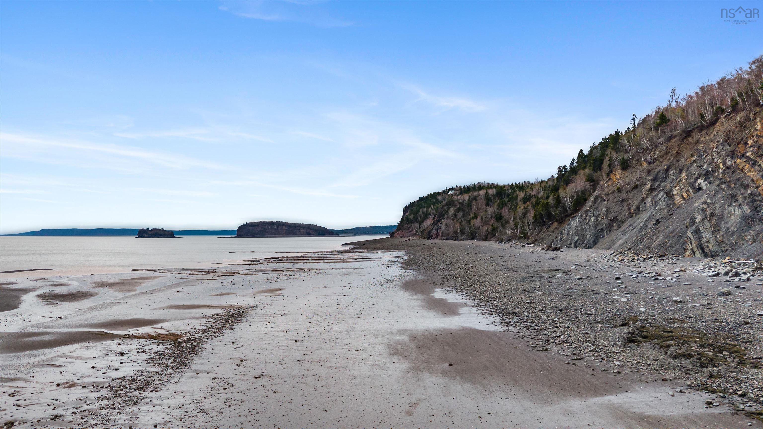 $575,900.00: 59 Spring Tide Lane, Two Islands